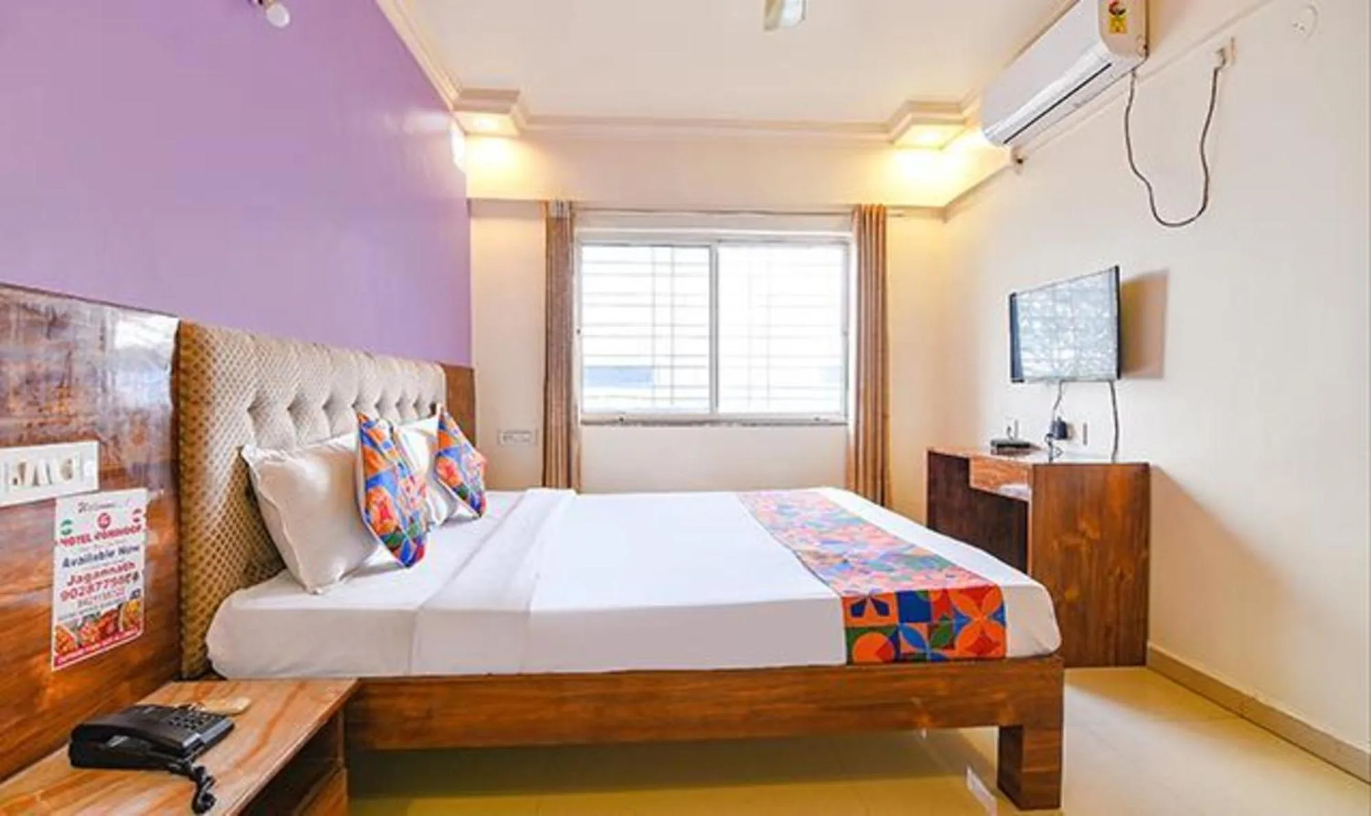 Bed in Via Kohinoor Residency