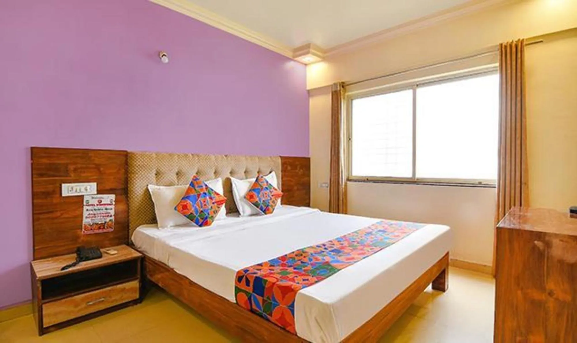 Bed in Via Kohinoor Residency