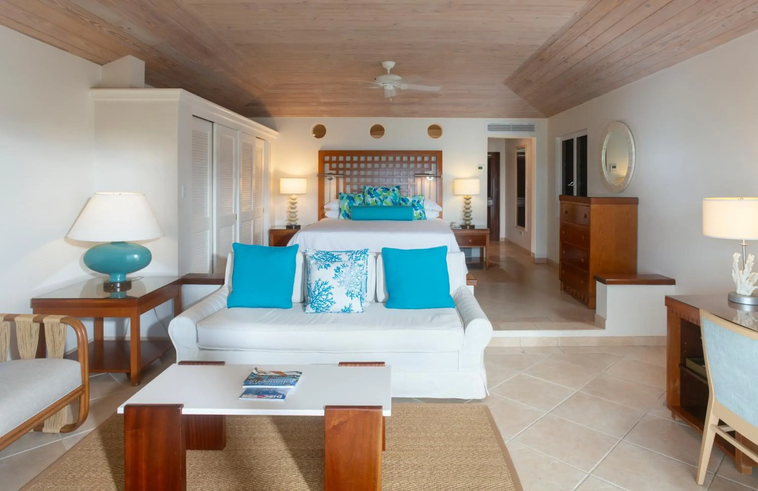 Junior Suite in Curtain Bluff - All Inclusive Junior Suite in Curtain Bluff - All Inclusive