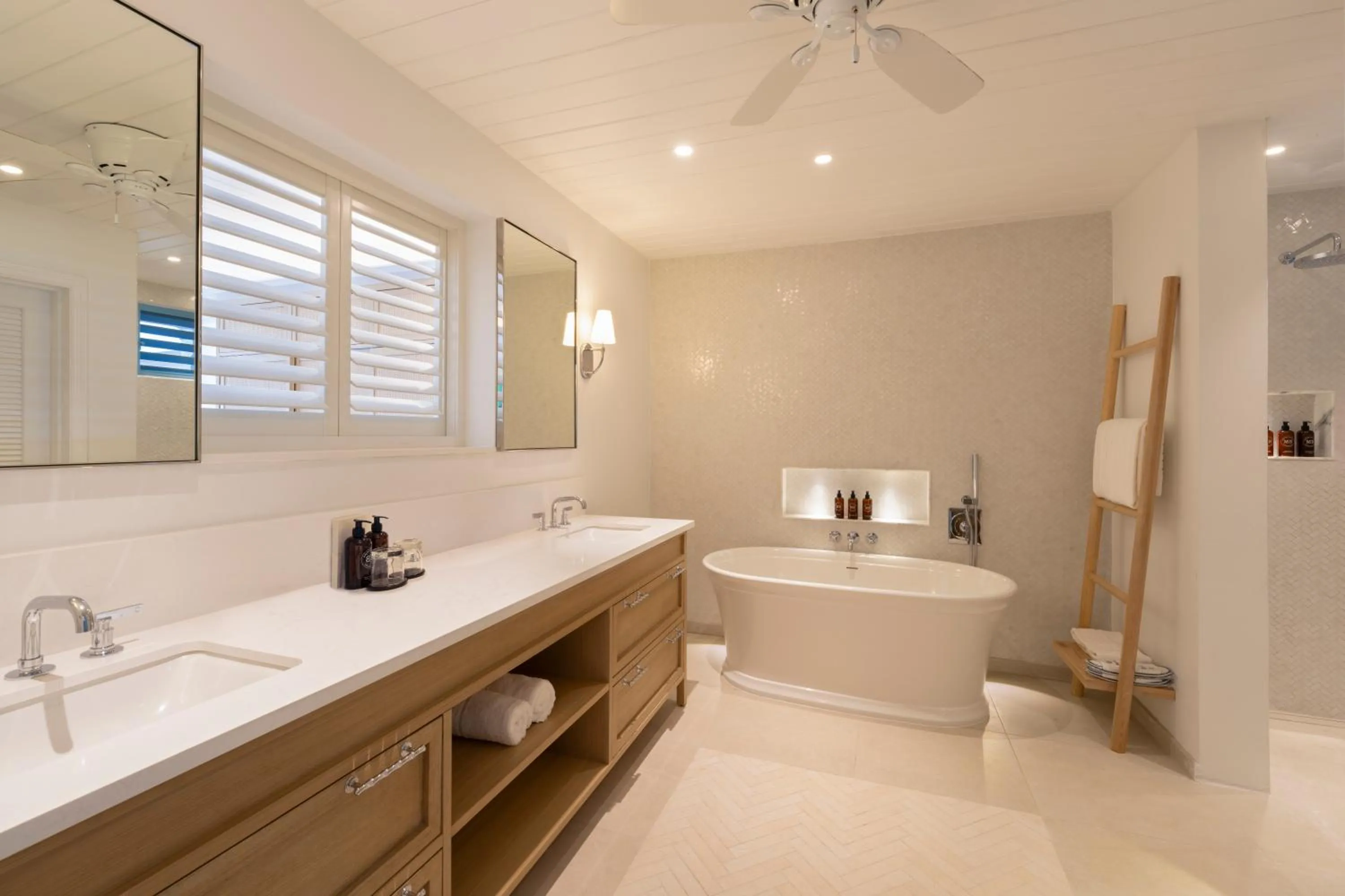 Bathroom in Curtain Bluff - All Inclusive