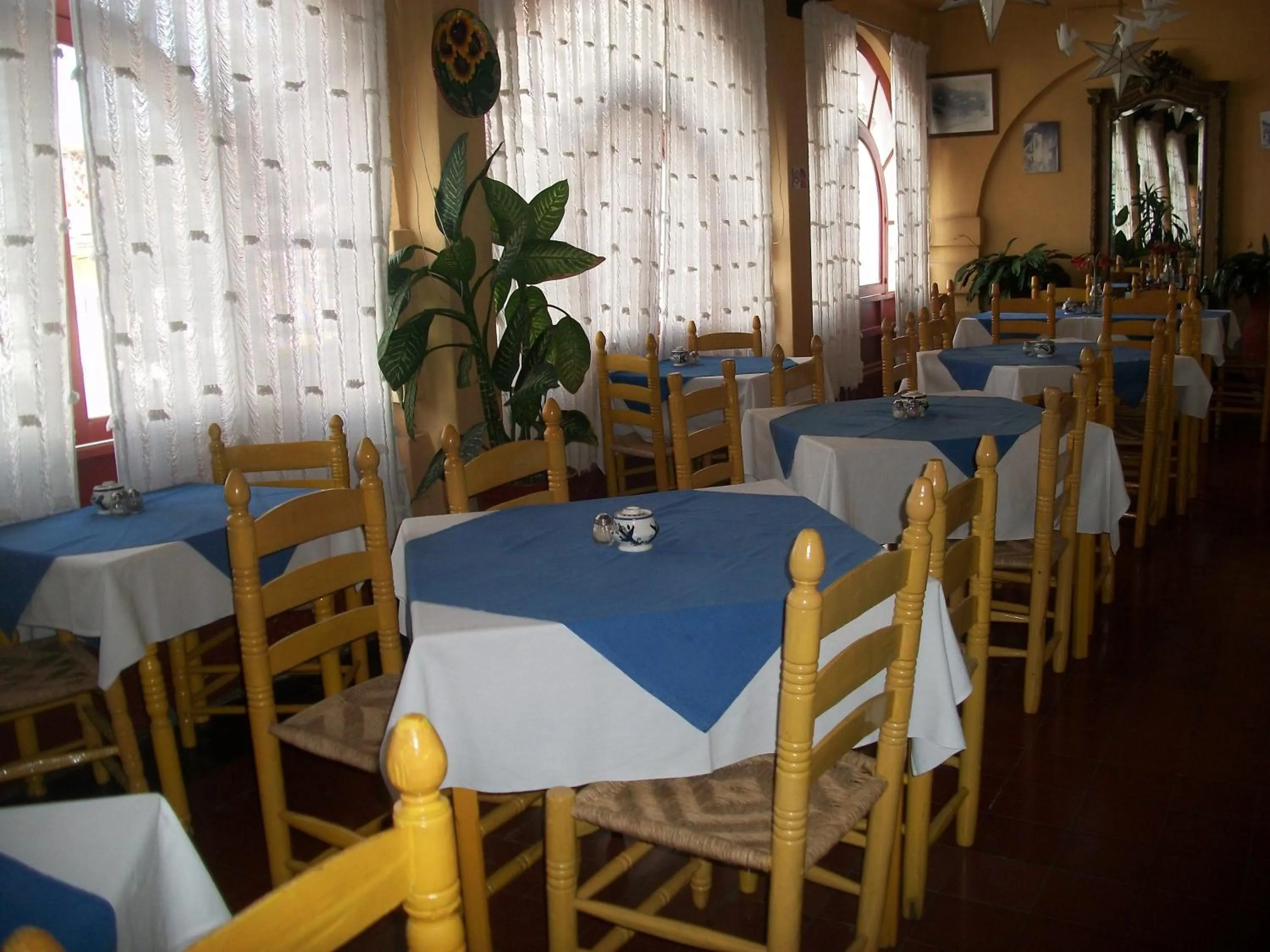 Restaurant/places to eat in Hotel Santa Prisca