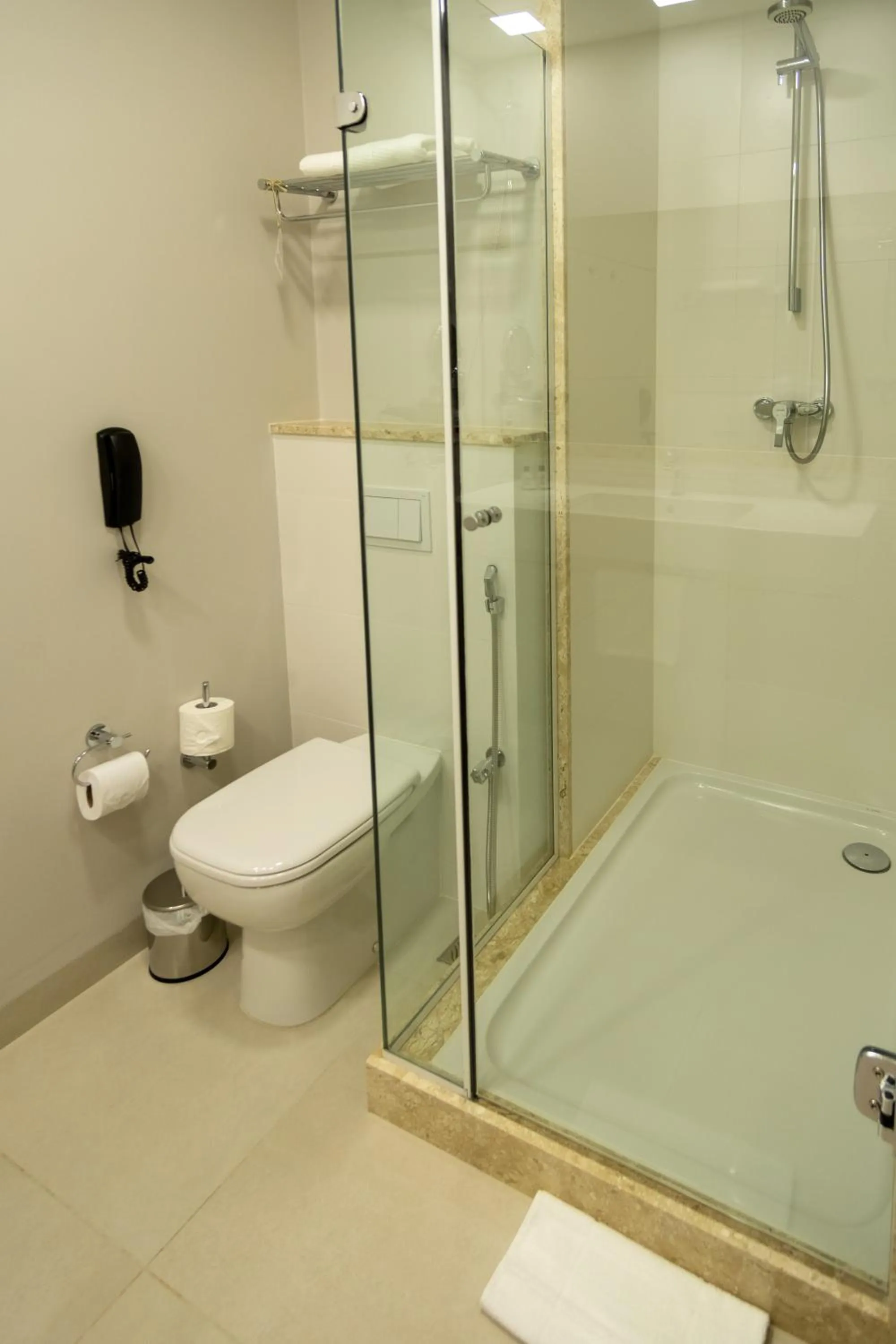 Bathroom in VIE HOTEL