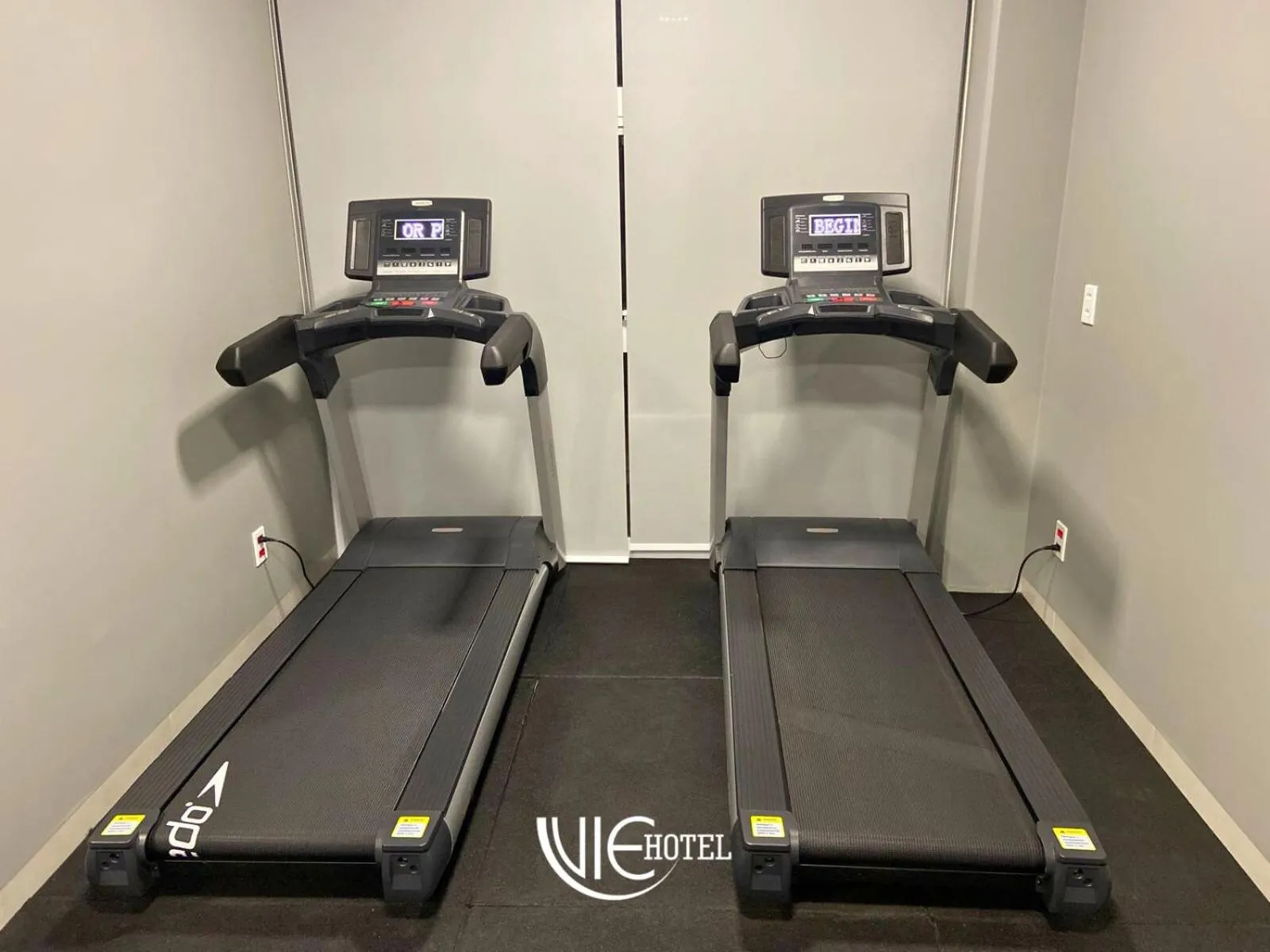 Fitness centre/facilities in VIE HOTEL