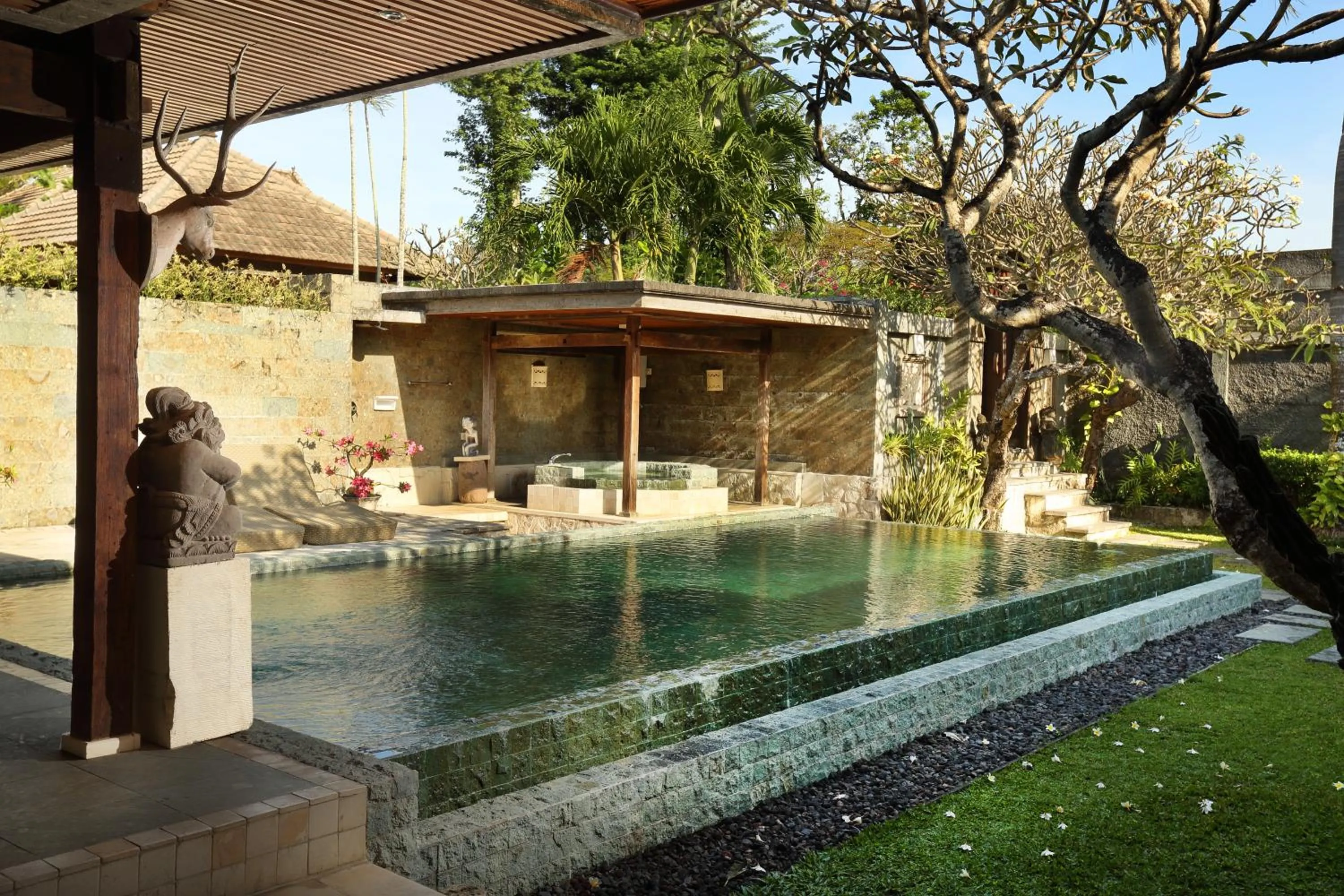 Pool view in Alindra Villas & Spa