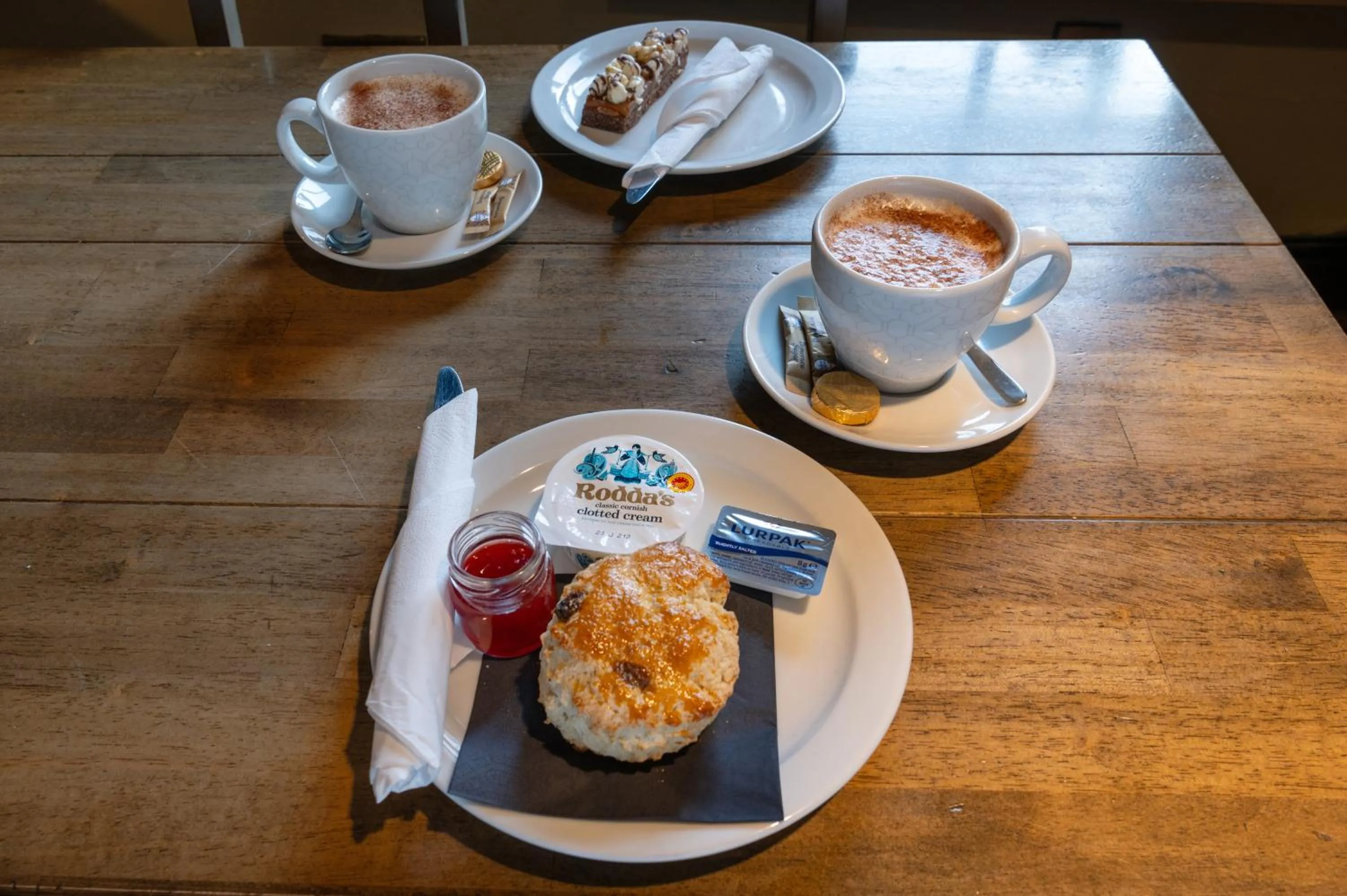 Food and drinks in Crown and Cushion Appleby