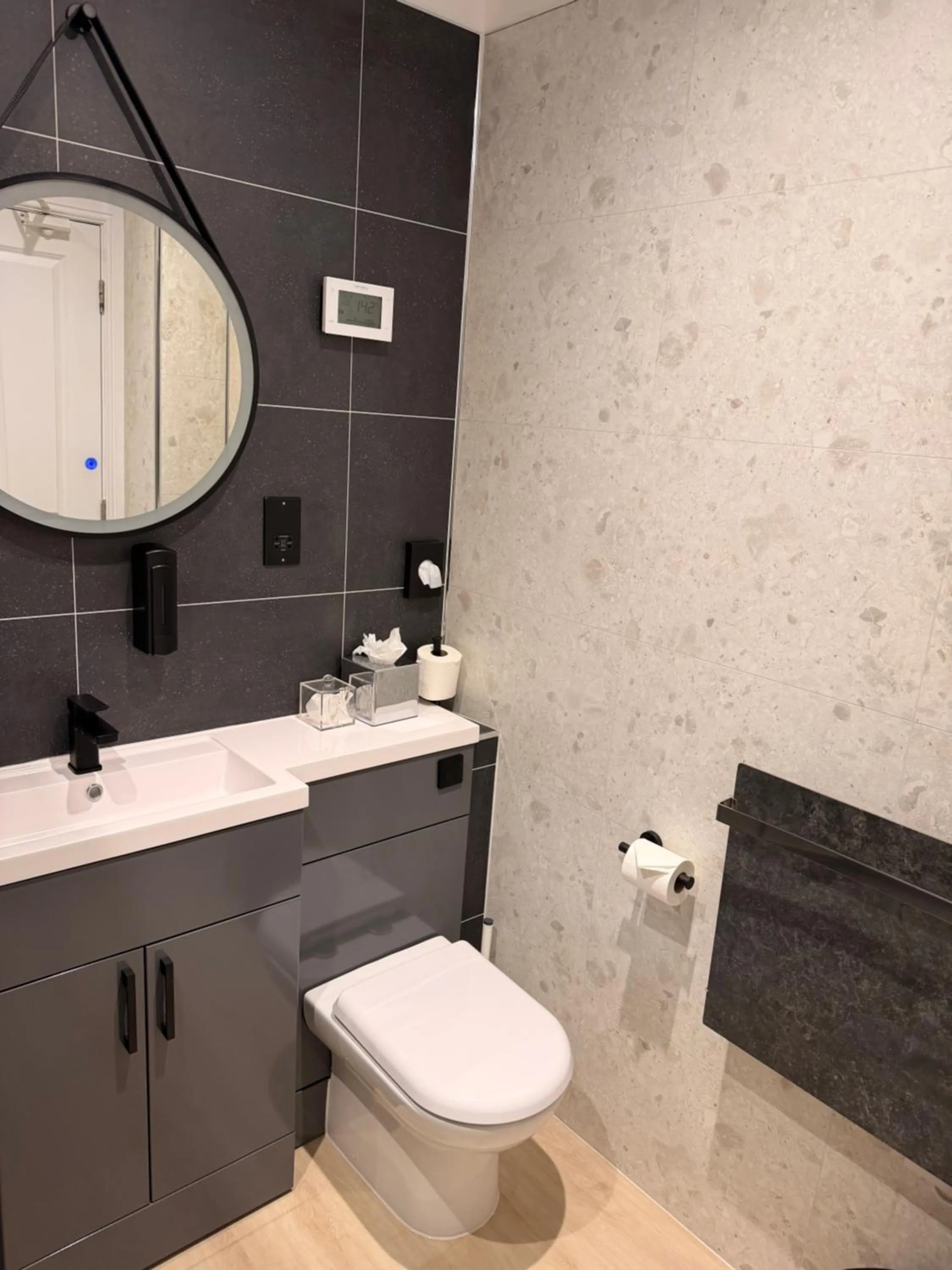 Crown and Cushion Appleby