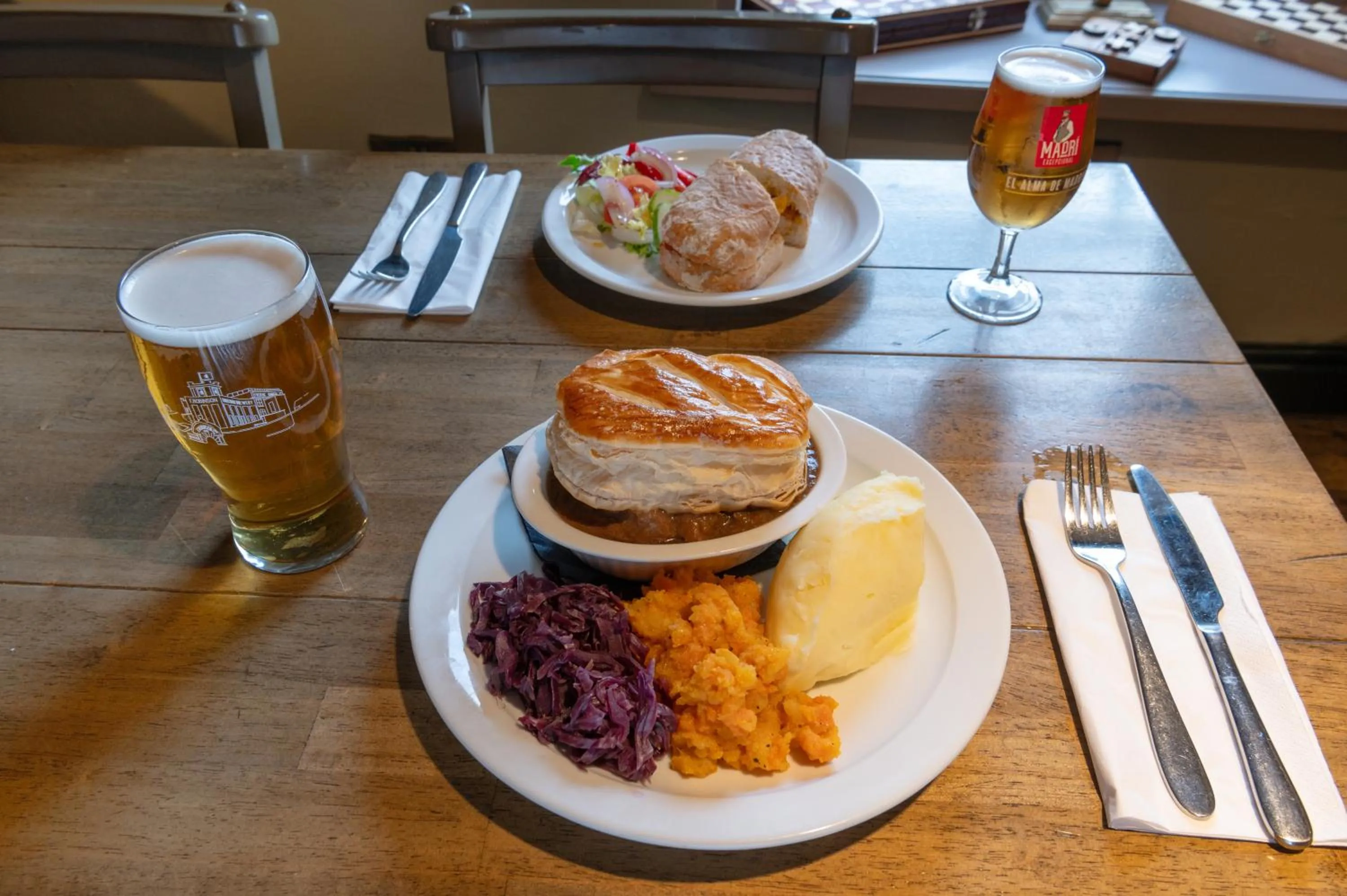 Food and drinks in Crown and Cushion Appleby