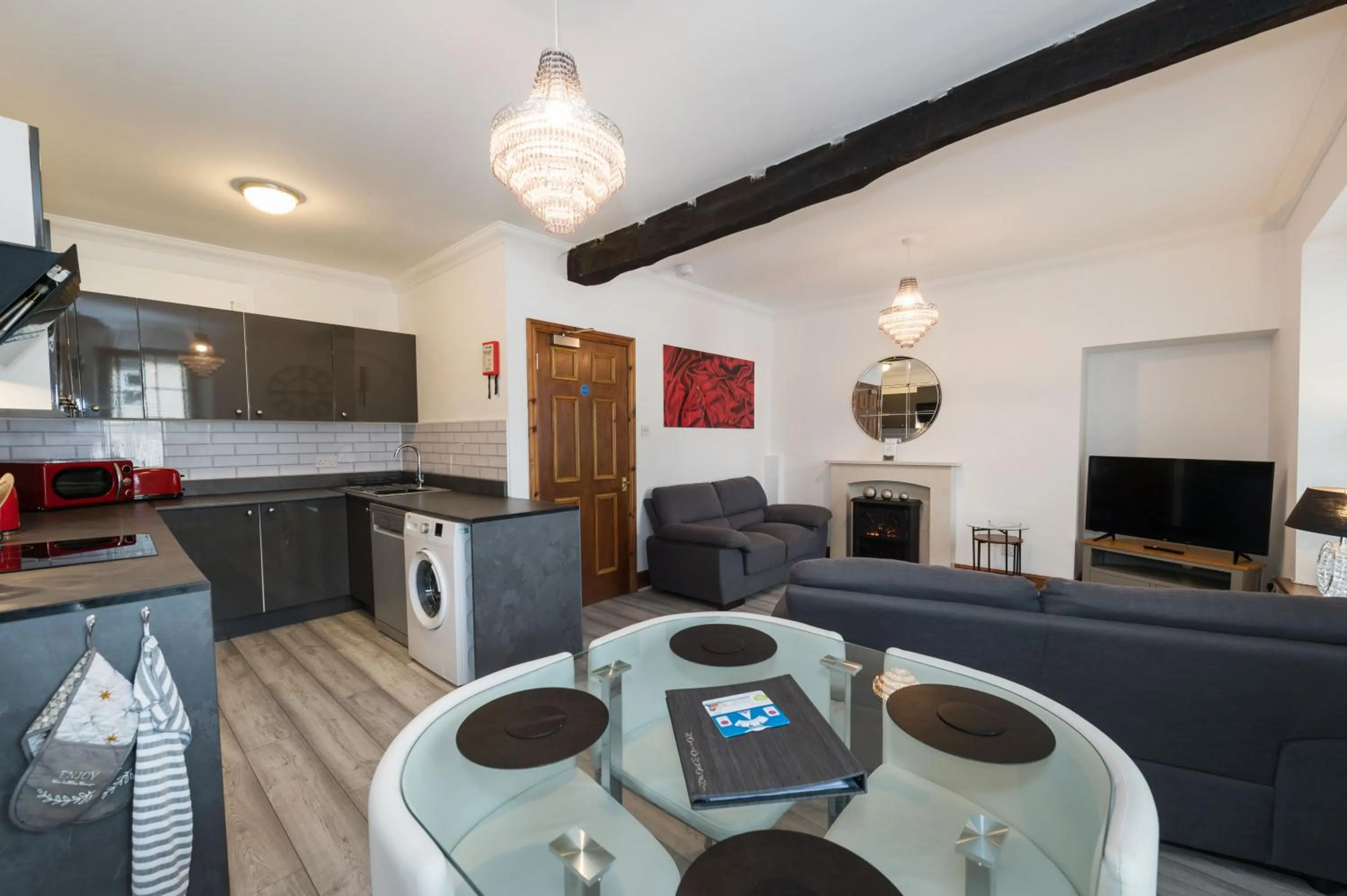 Kitchen or kitchenette in Crown and Cushion Appleby