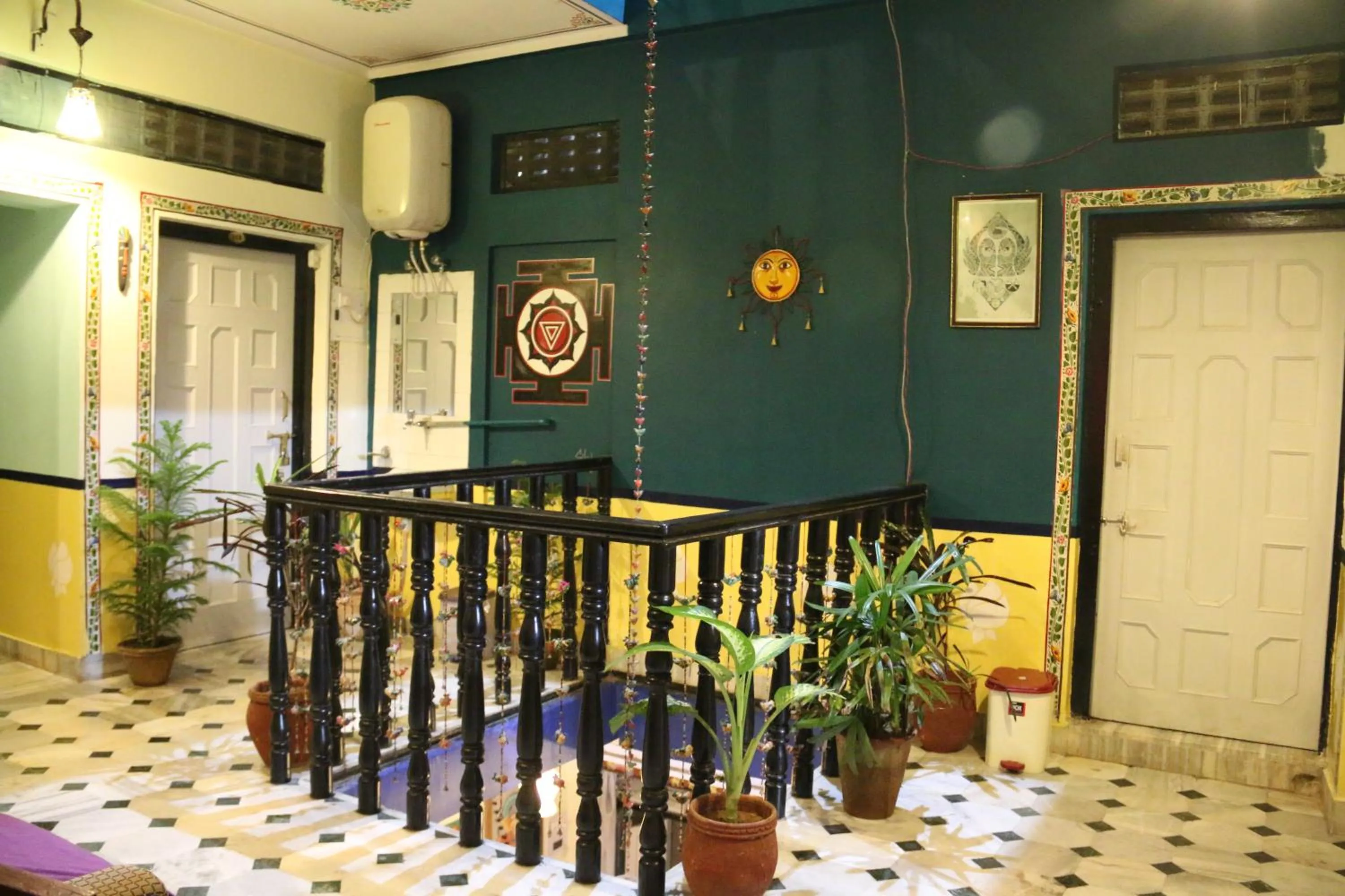 Inner courtyard view in Hotel Everest