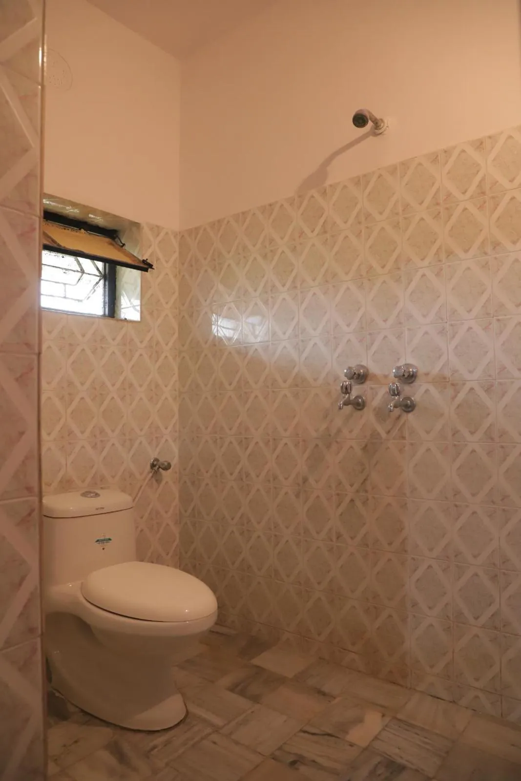 Bathroom in Hotel Everest