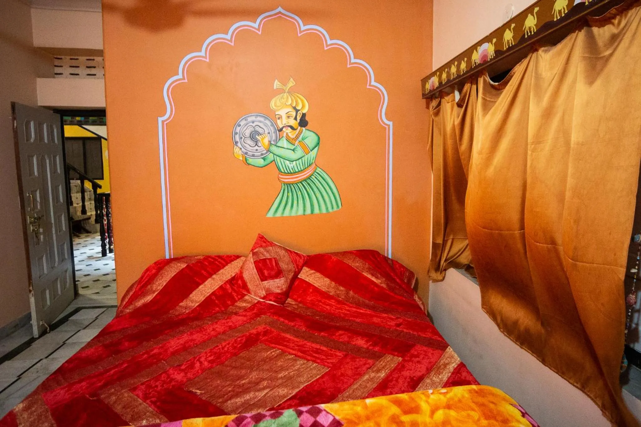 Bedroom, Bed in Hotel Everest