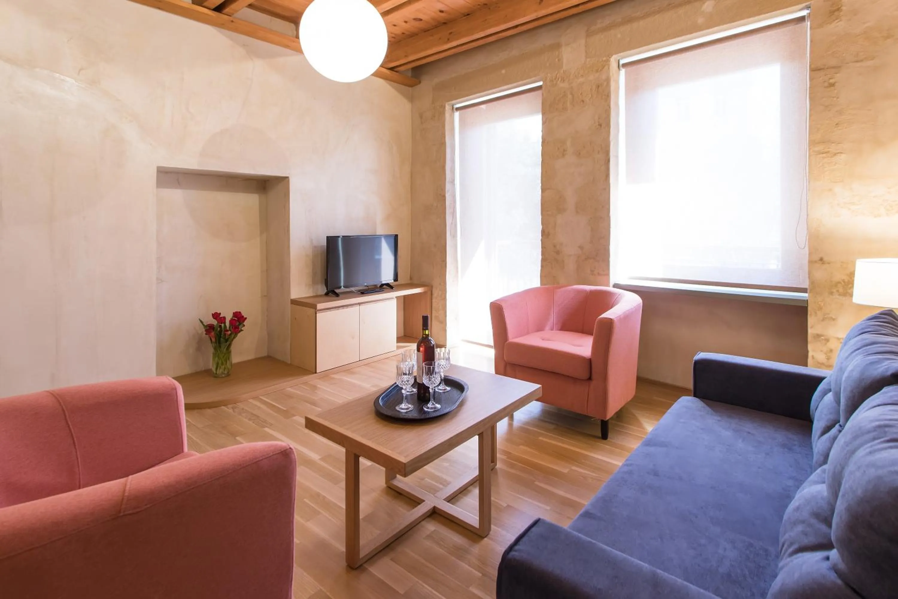 TV and multimedia in Polixeny's Suites