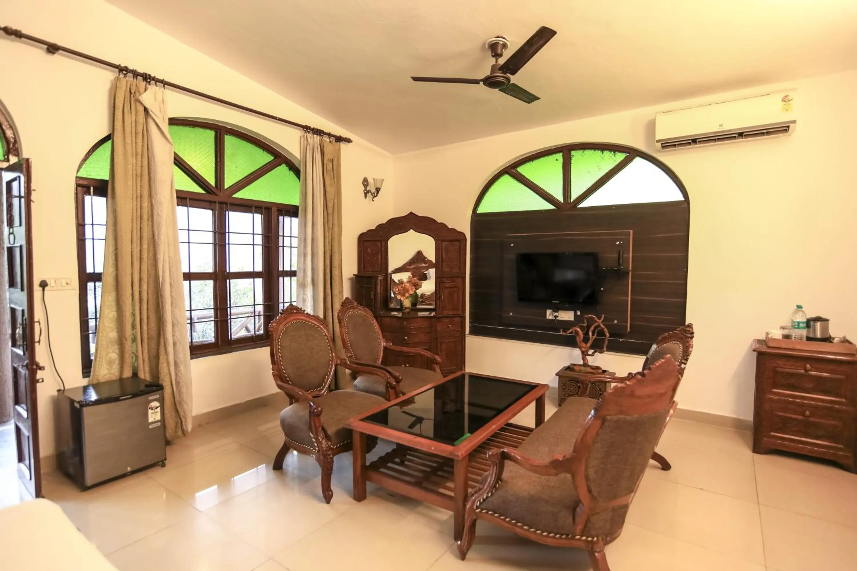 TV and multimedia in Swiss Cottage and Spa by Salvus