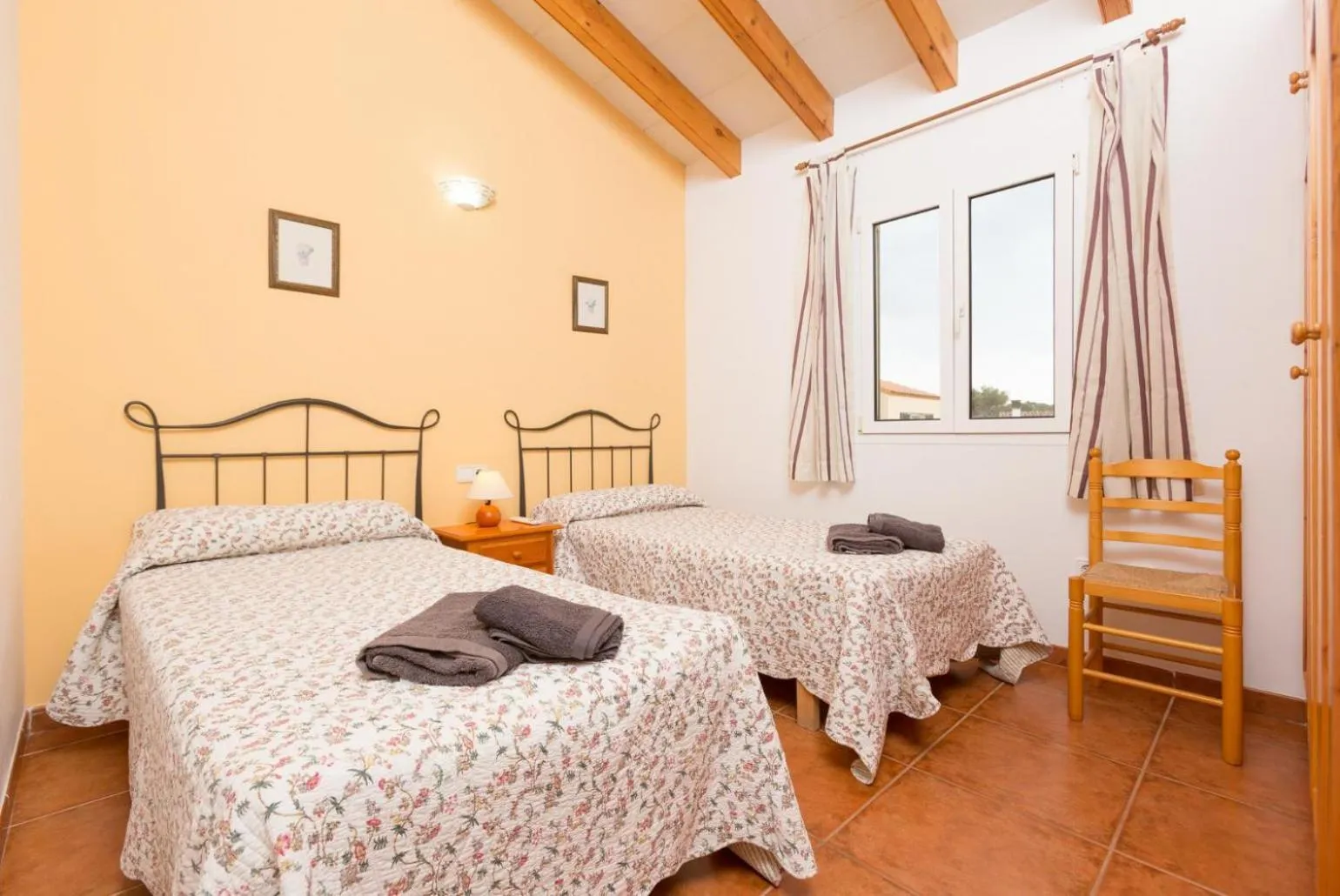 Other, Bed in Villa La Luna
