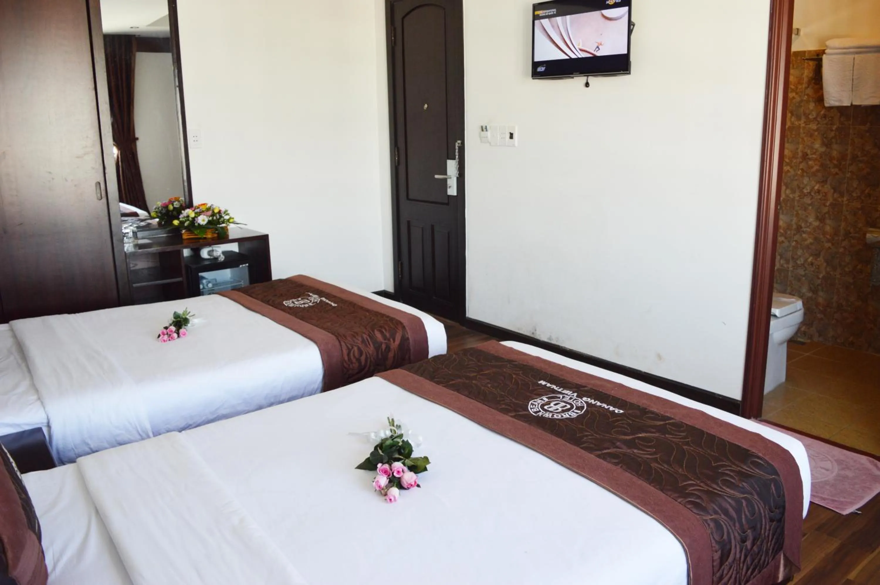 Bedroom, Bed in Brown Bean 2 Hotel