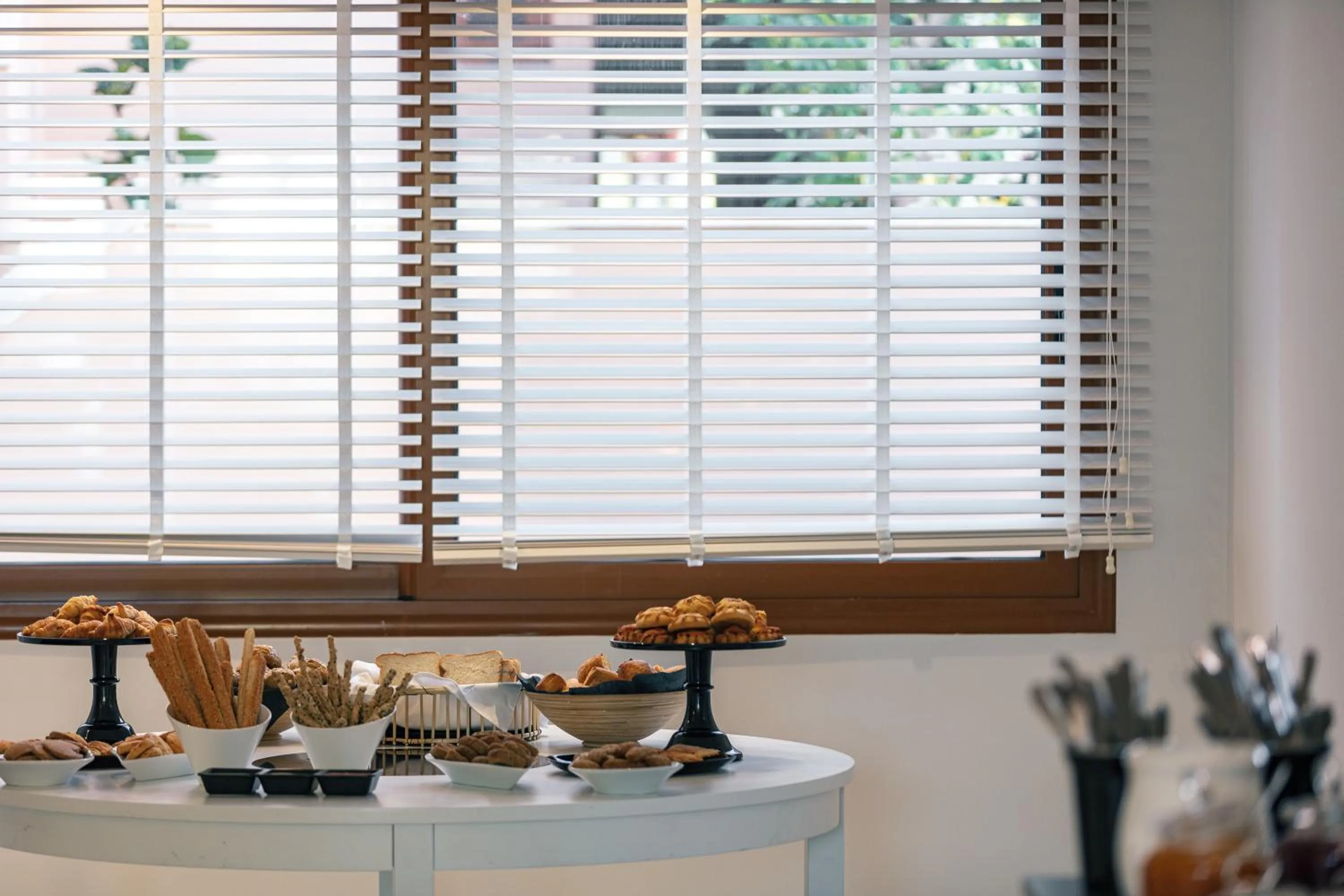 Restaurant/places to eat in Aristea Hotel