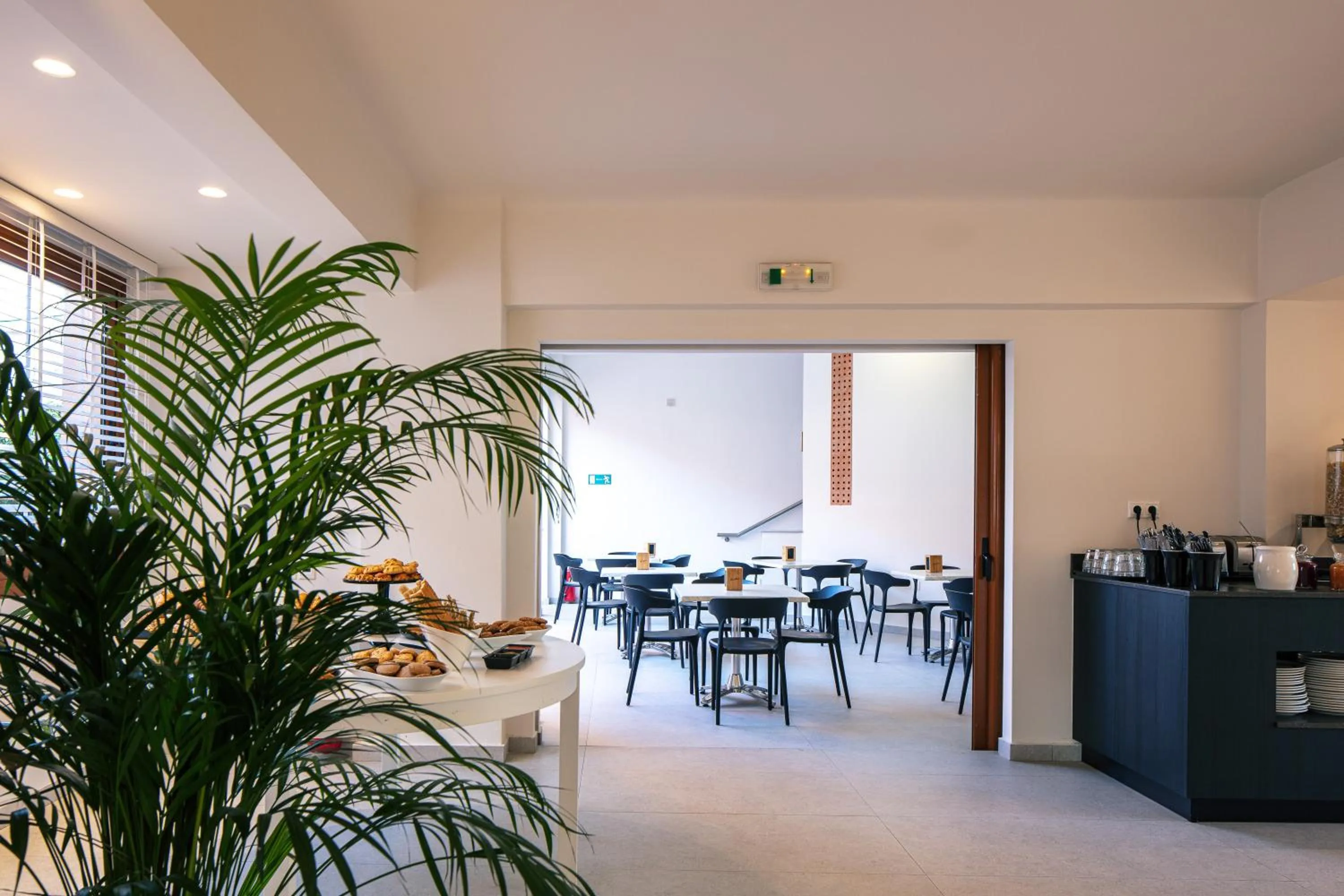 Restaurant/places to eat in Aristea Hotel