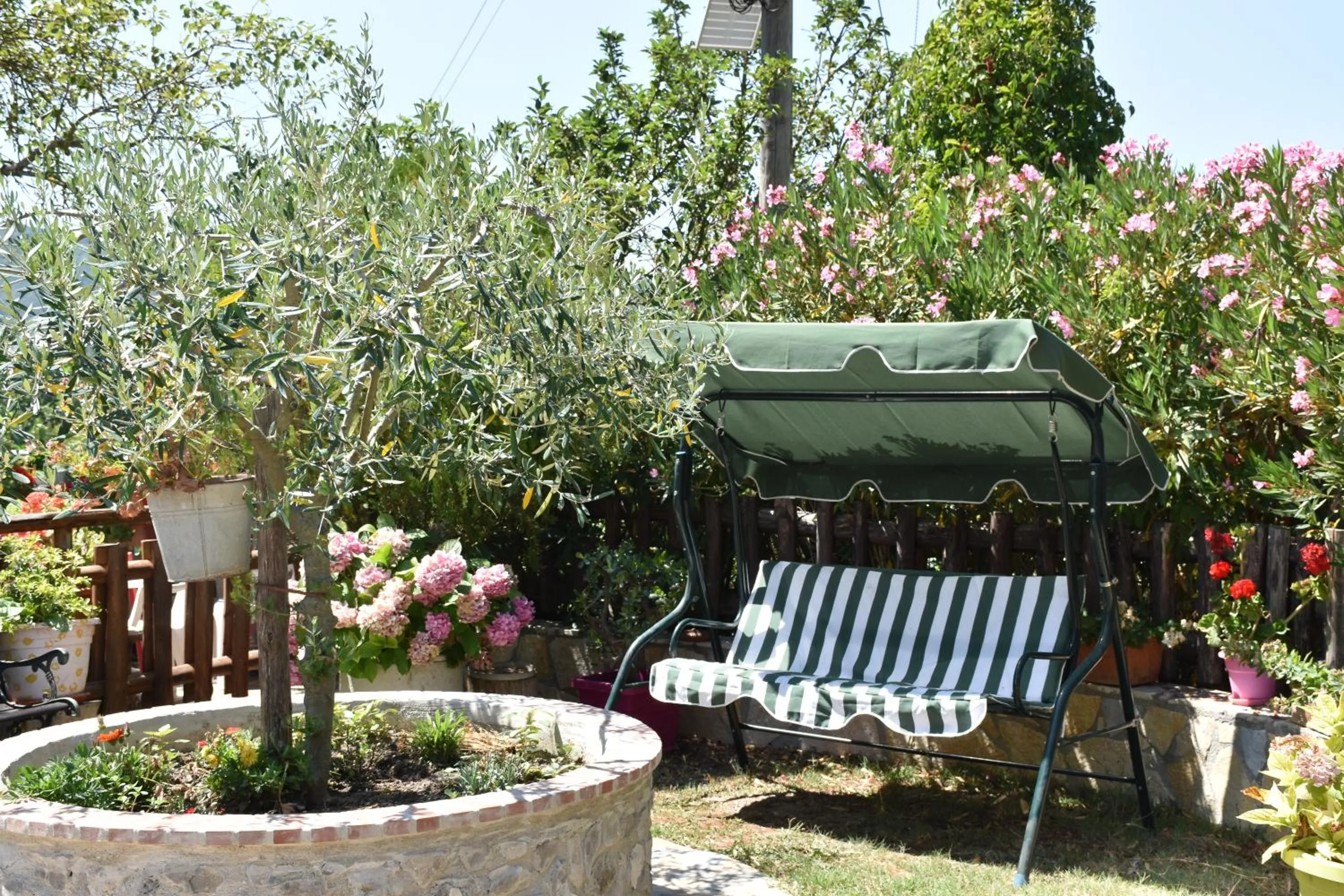 Garden view in B&B NEL VERDE