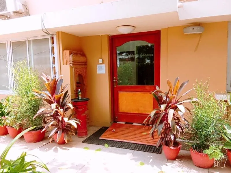 Facade/entrance in Hanu Reddy Residences Wallace Garden