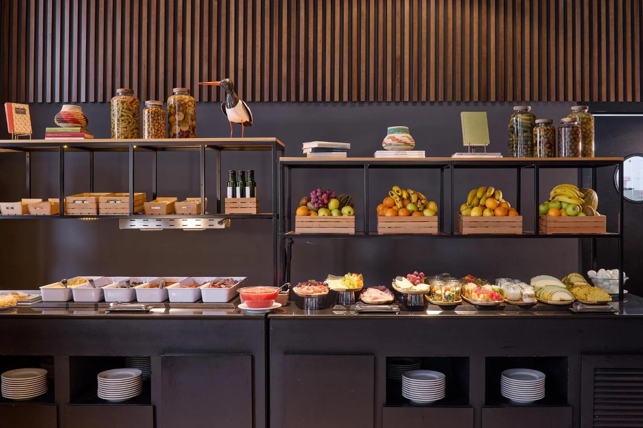 Property building in Hotel Malcom and Barret