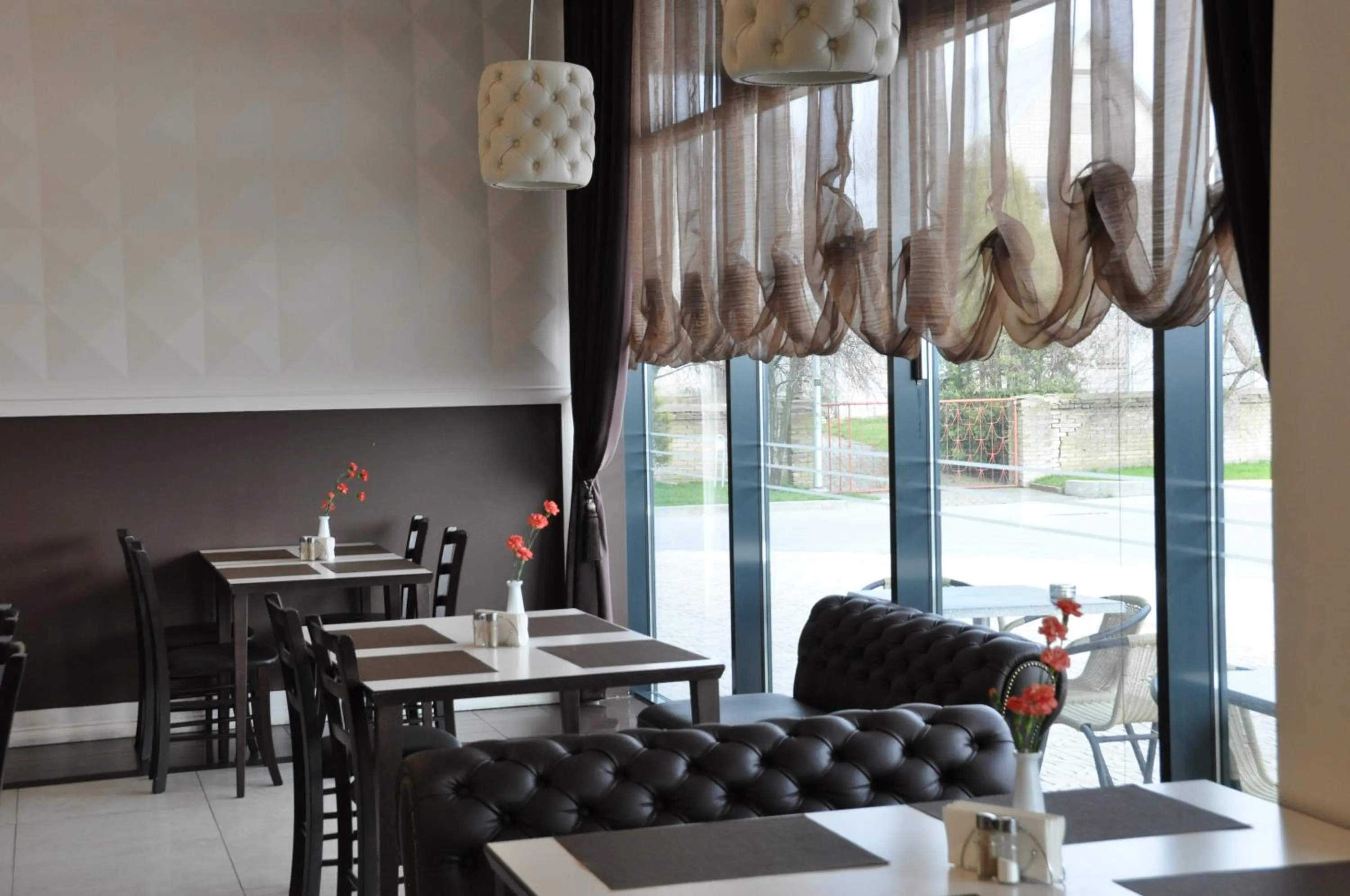 Restaurant/places to eat in Aurora Hotel Klaipeda