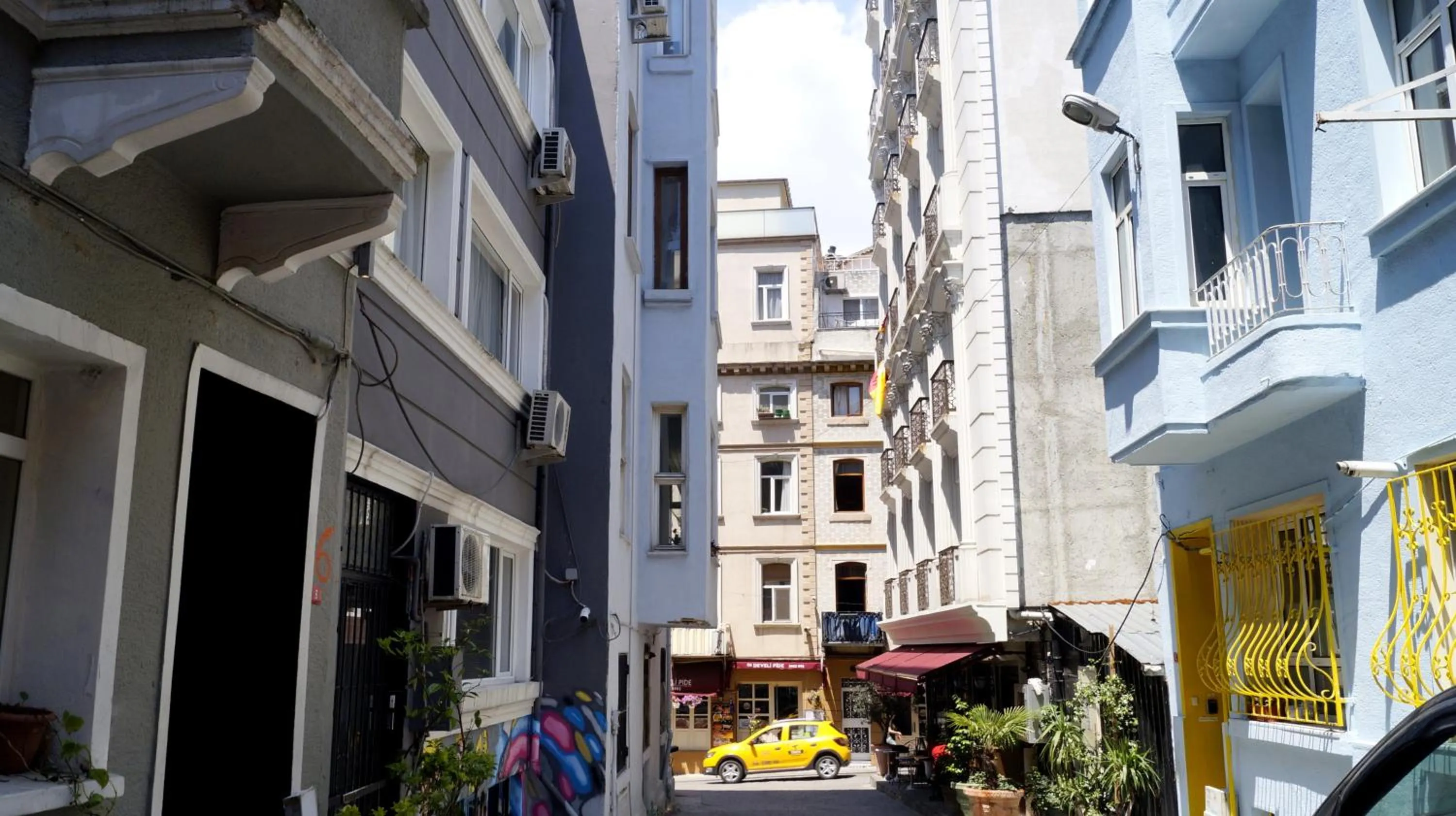 Property building in Windrose Hostel Istanbul