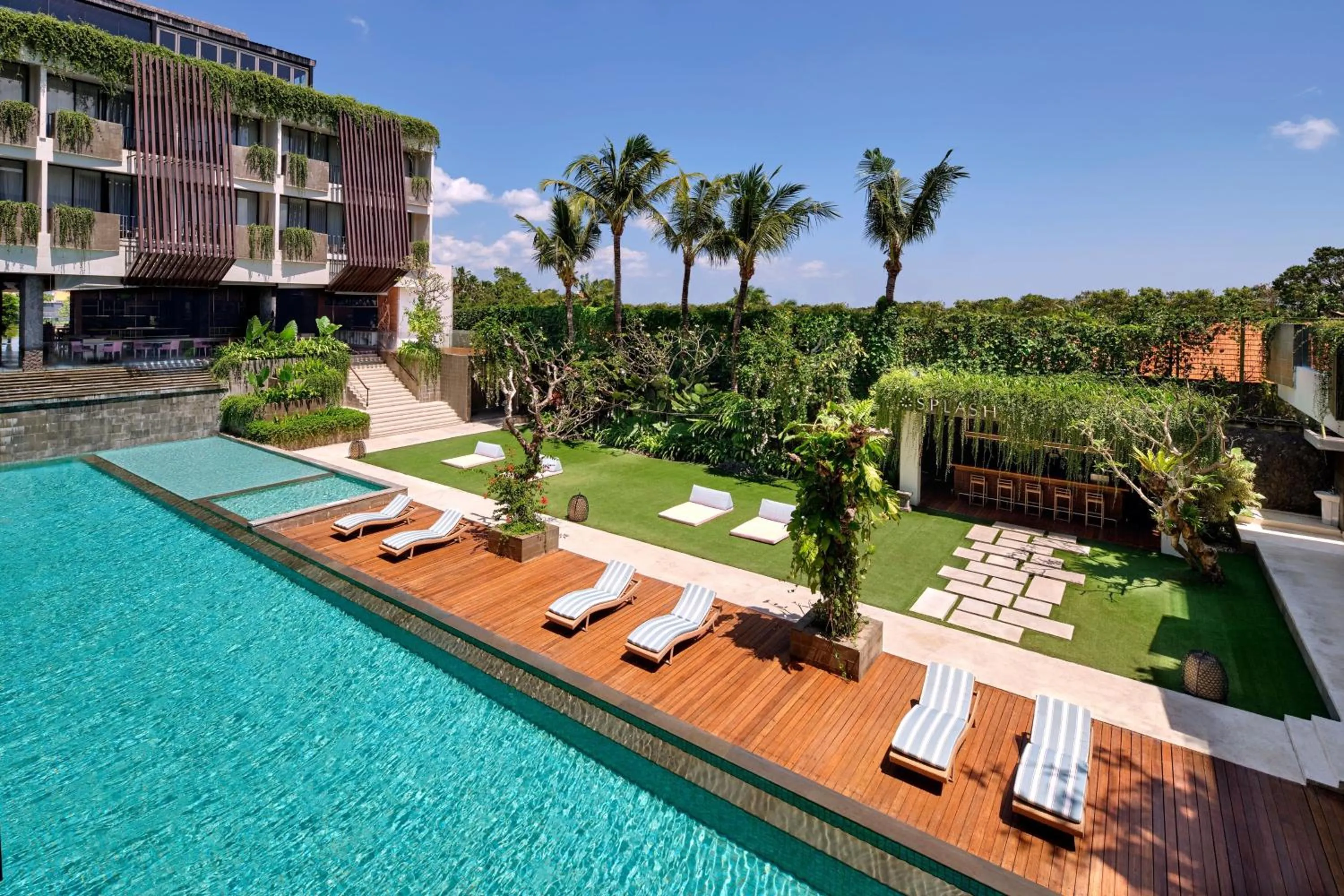 Swimming pool in Four Points by Sheraton Bali, Seminyak