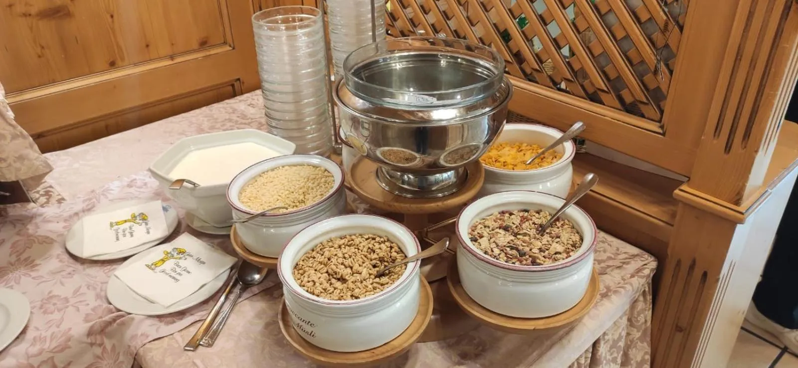 Food and drinks in Sport Hotel Cristal