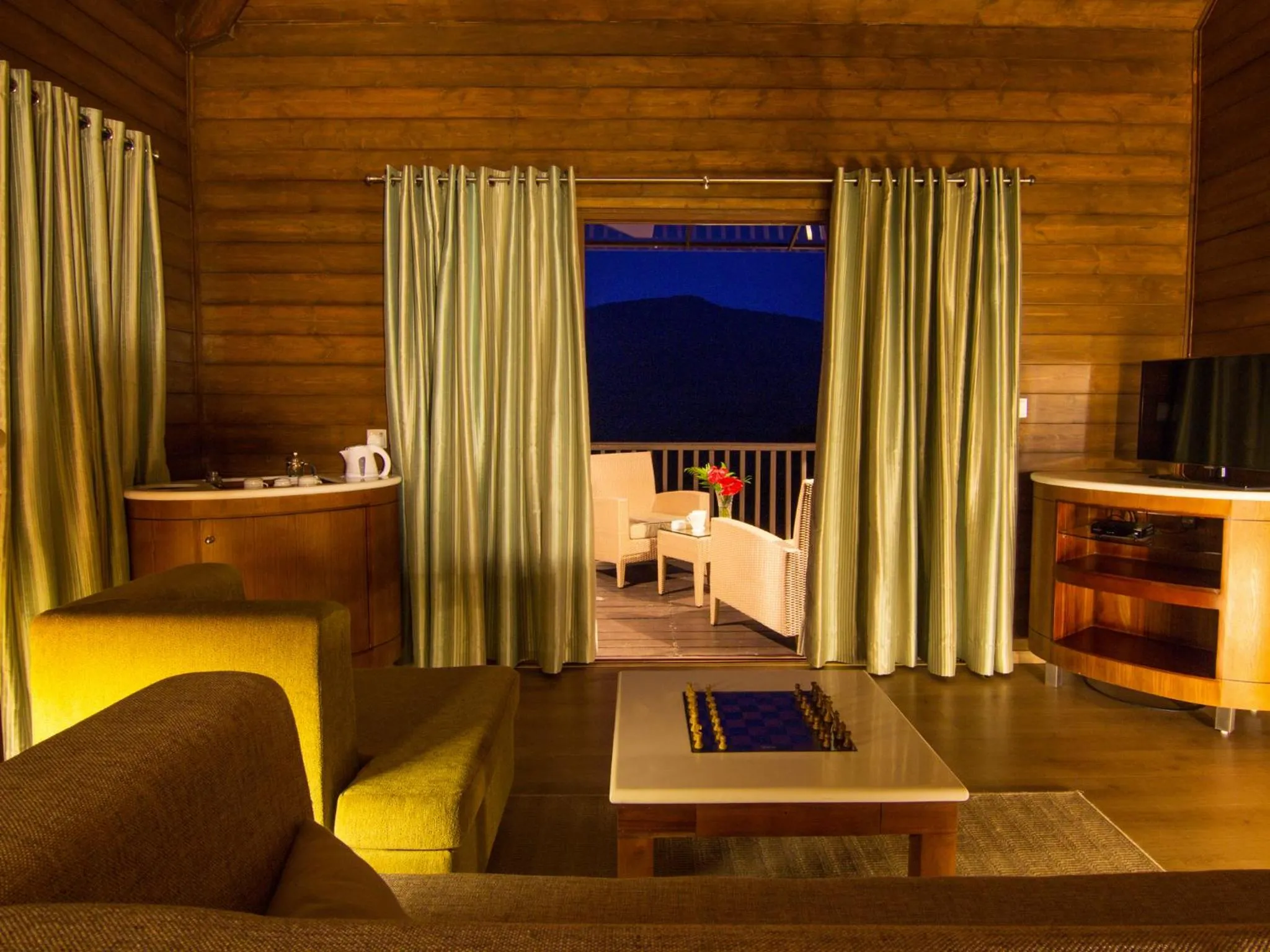 Bed in The Tamara Coorg