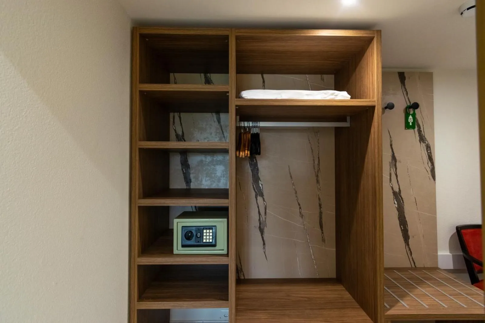 locker in Hotel Tiziana