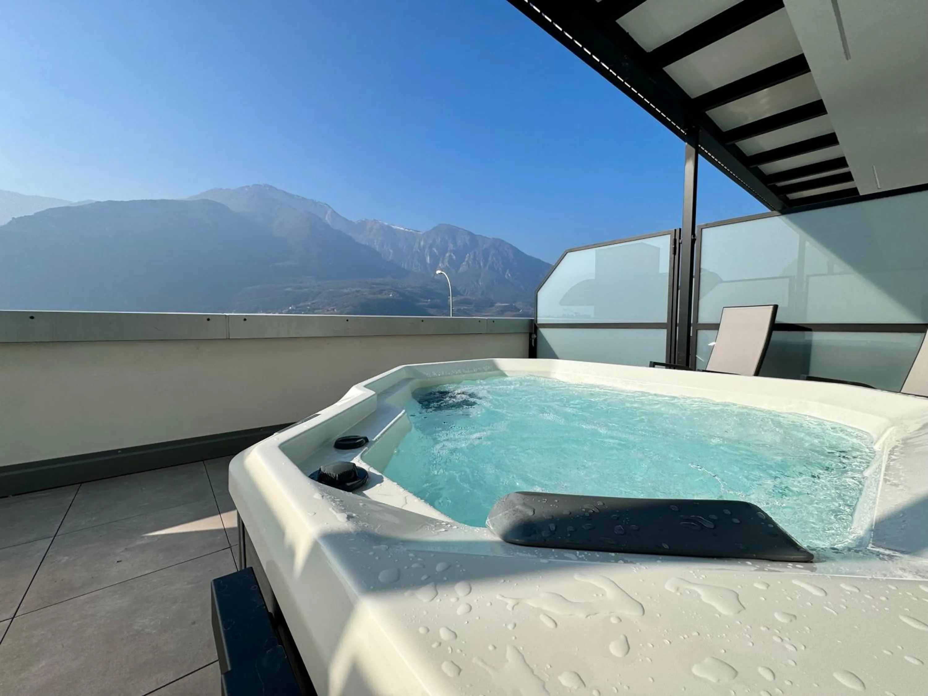 Hot Tub in Best Western Hotel Adige