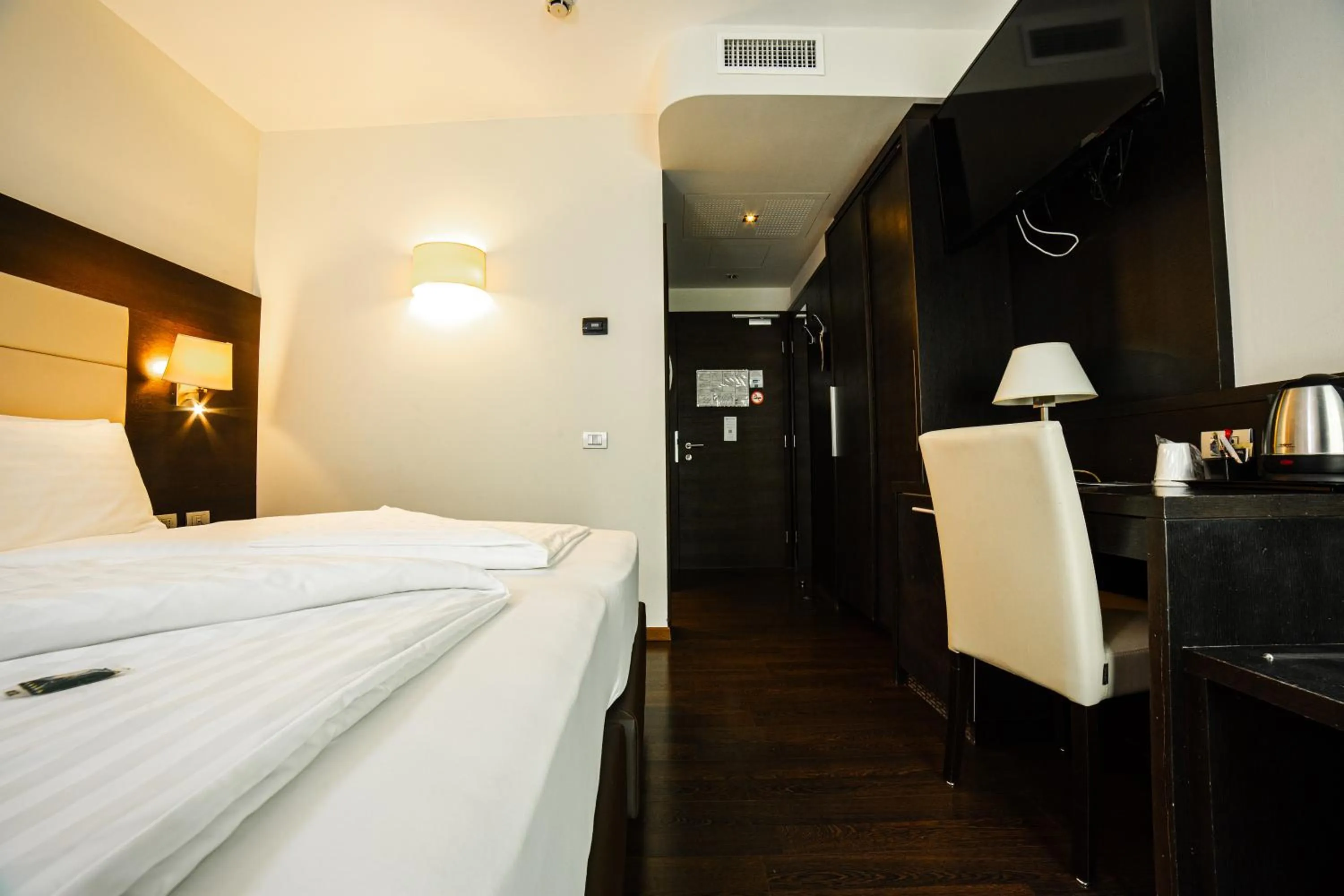 Bed in Best Western Hotel Adige