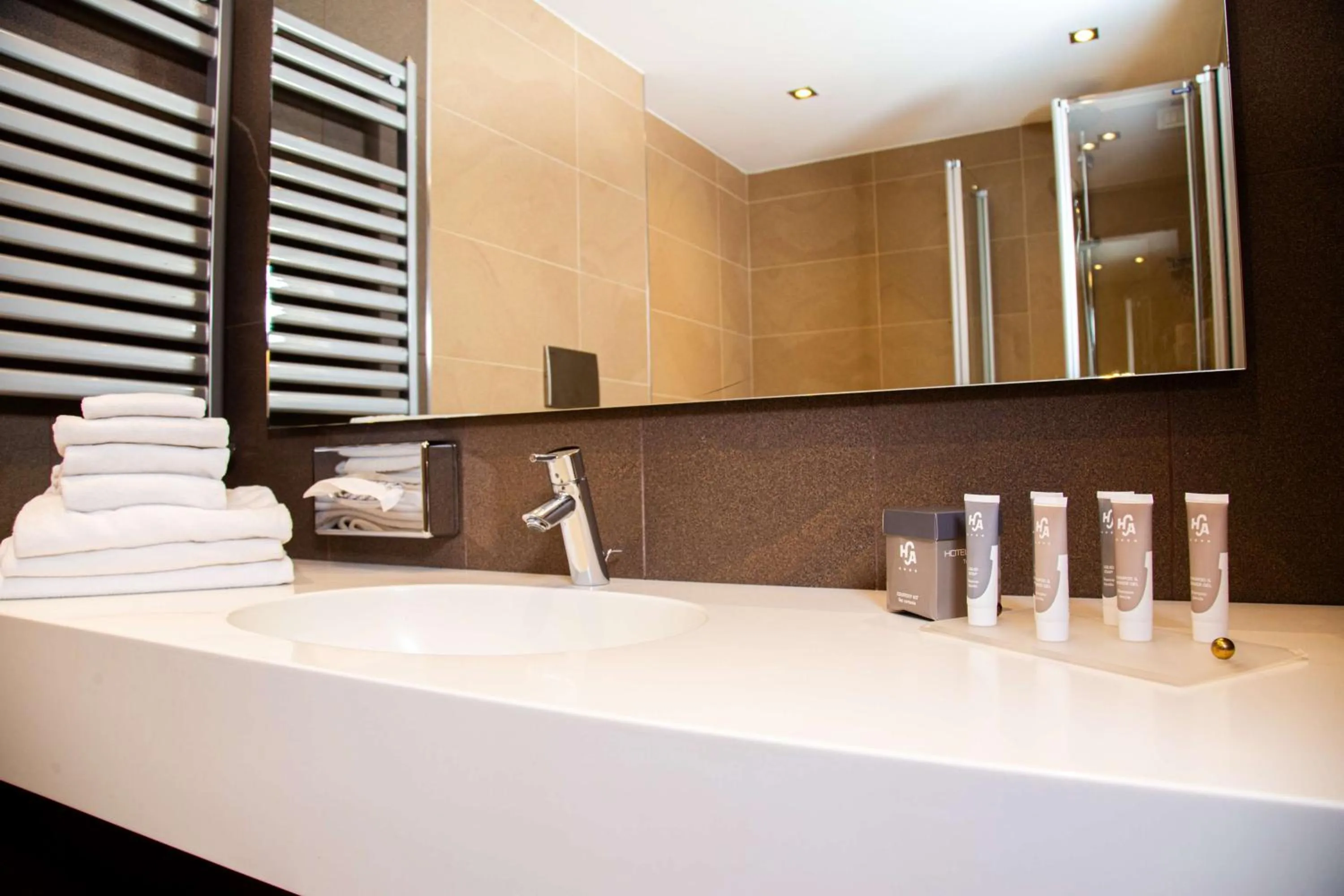 Bathroom in Best Western Hotel Adige