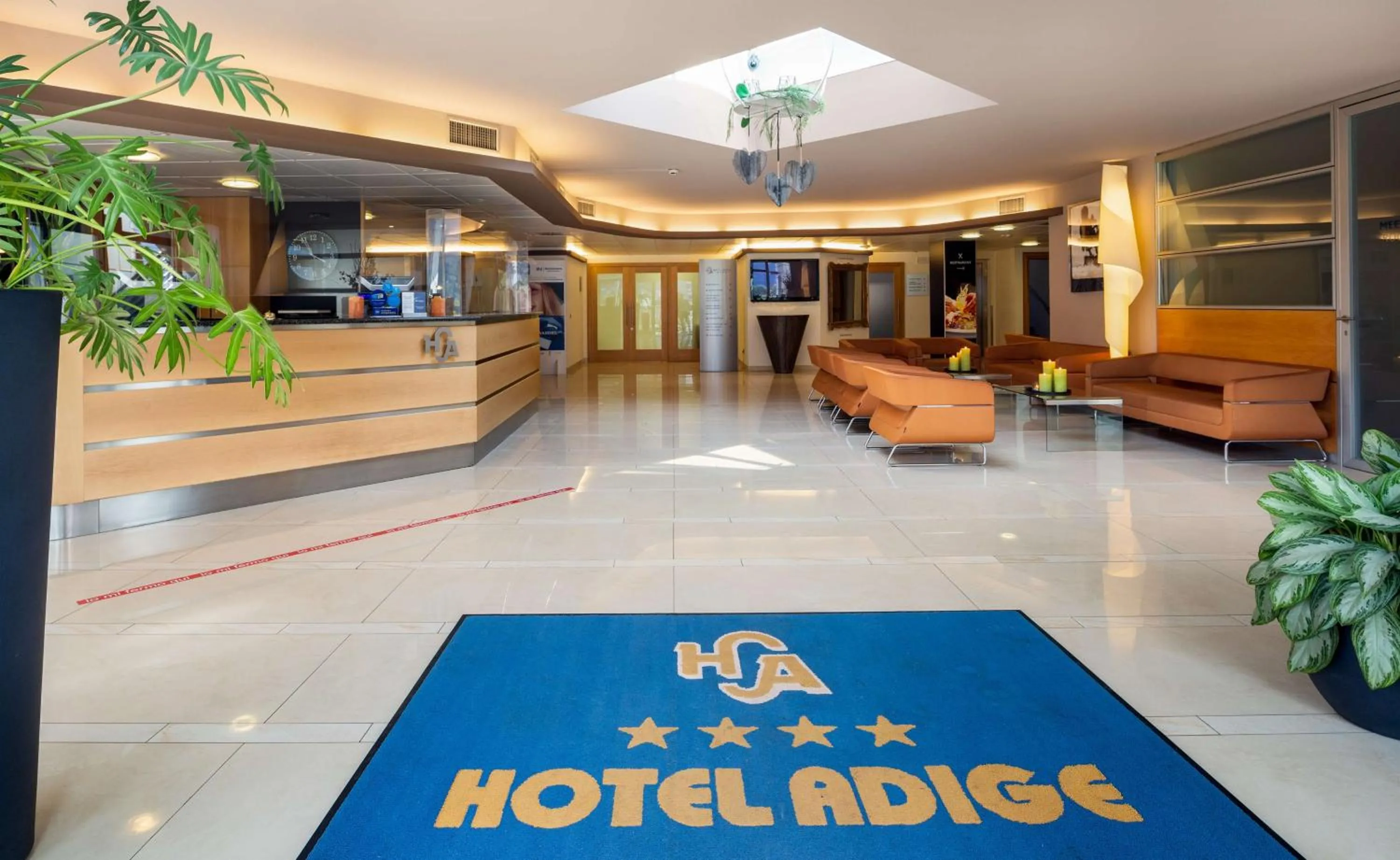 Lobby or reception in Best Western Hotel Adige