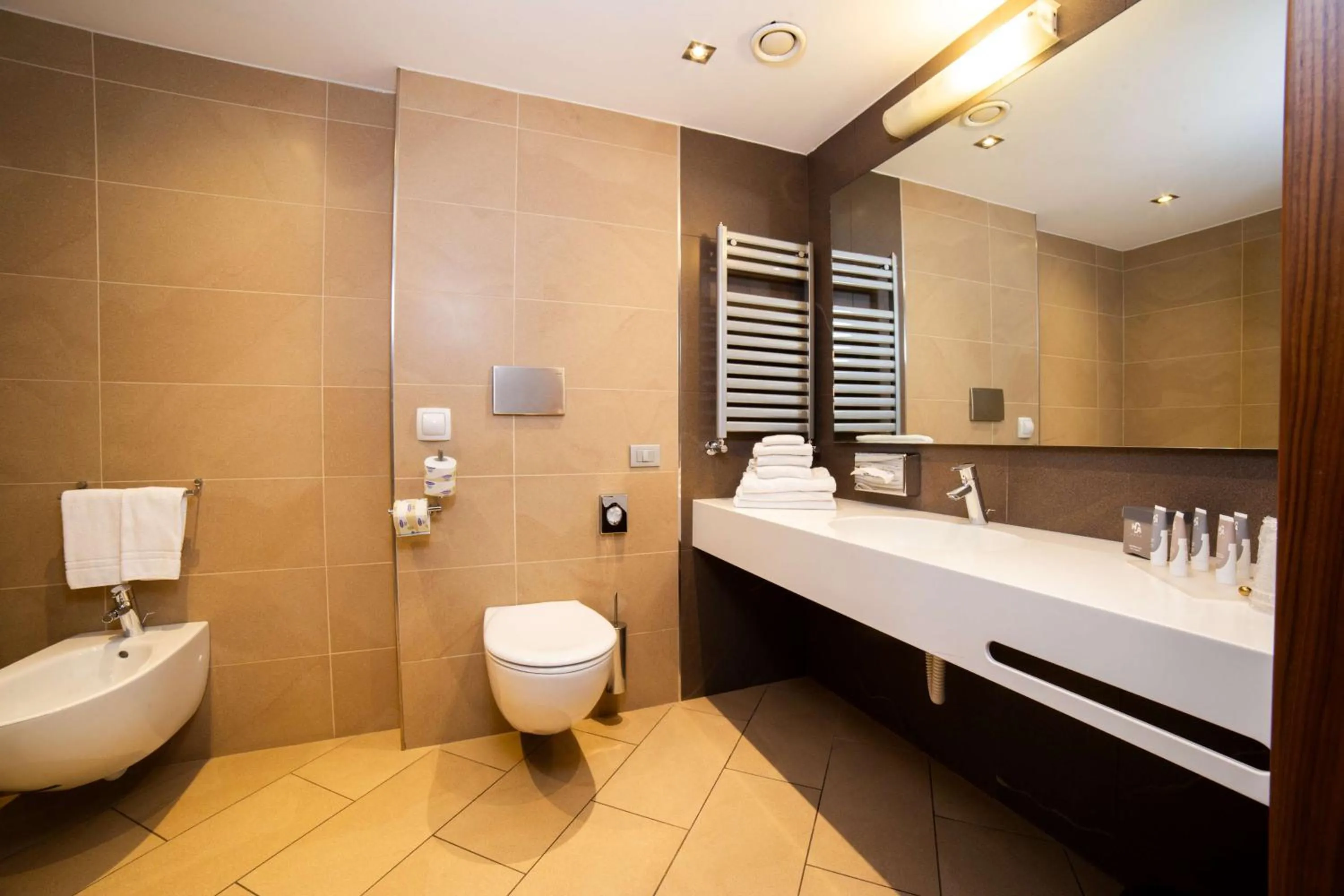 Bathroom in Best Western Hotel Adige