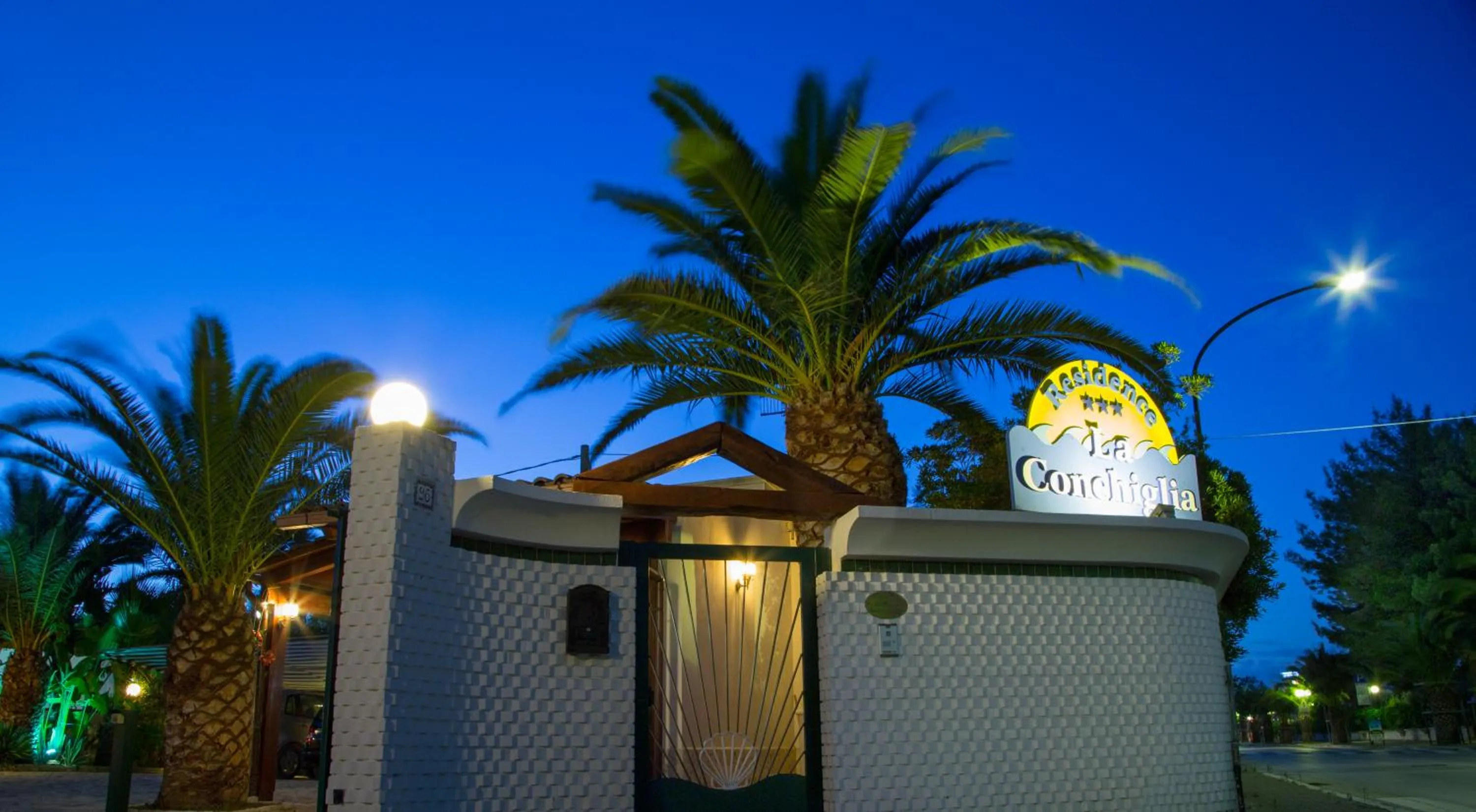 Facade/entrance in Residence La Conchiglia