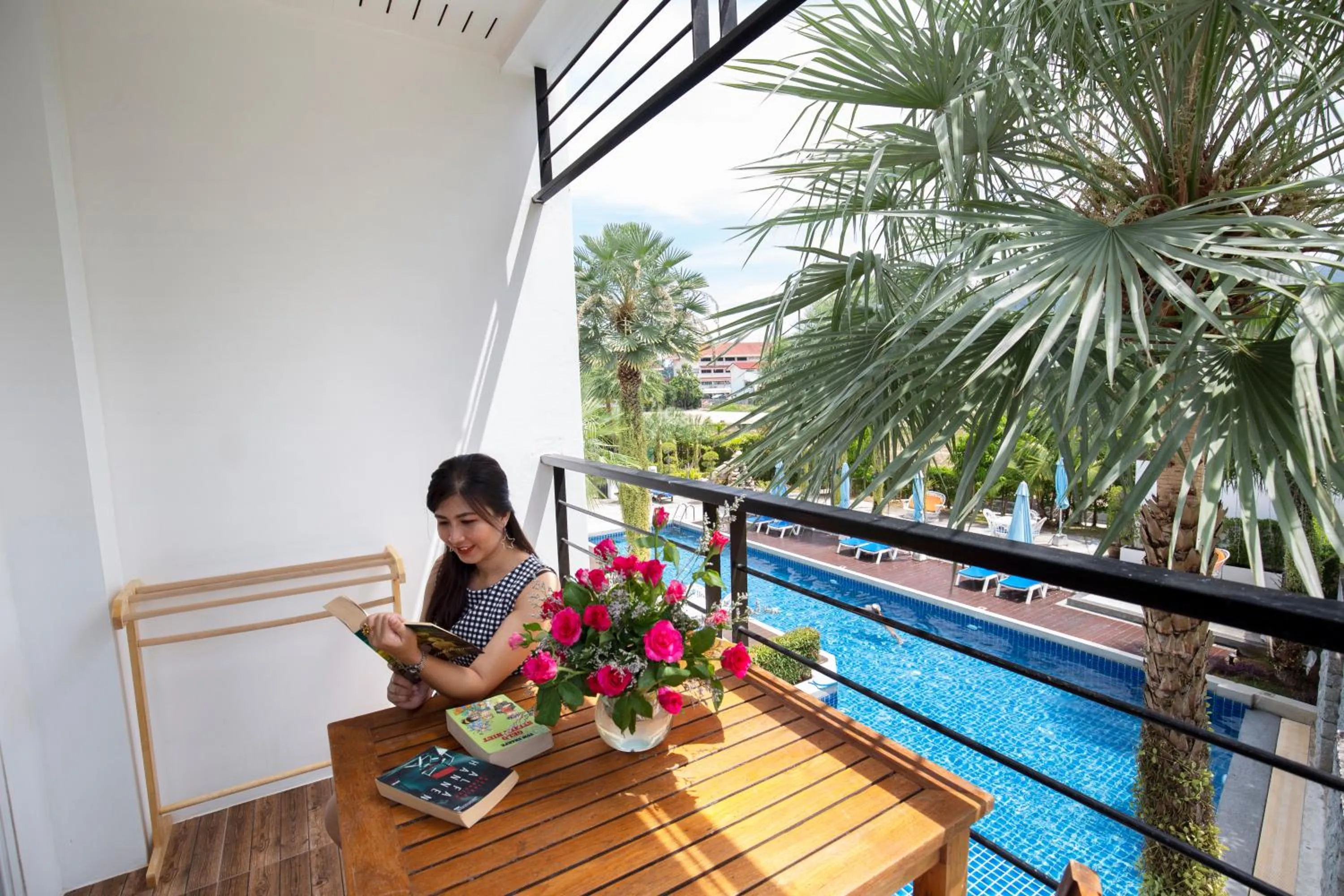 Balcony/Terrace in Sungthong Kamala Beach Resort