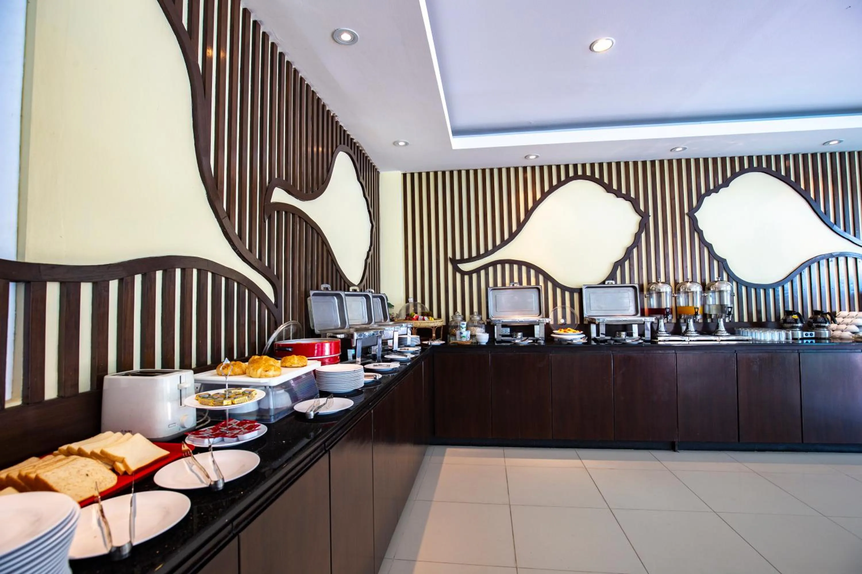 Restaurant/places to eat in Sungthong Kamala Beach Resort