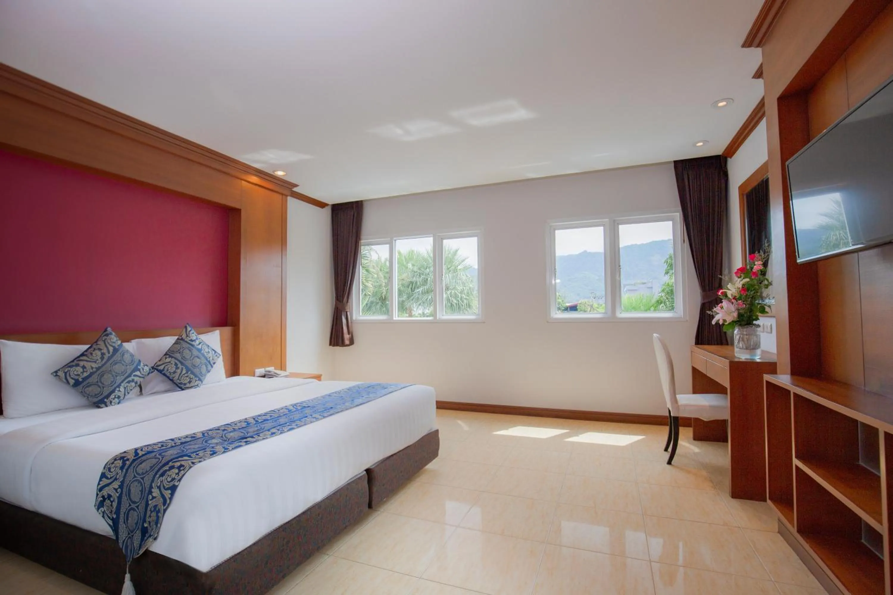 Bedroom, Bed in Sungthong Kamala Beach Resort