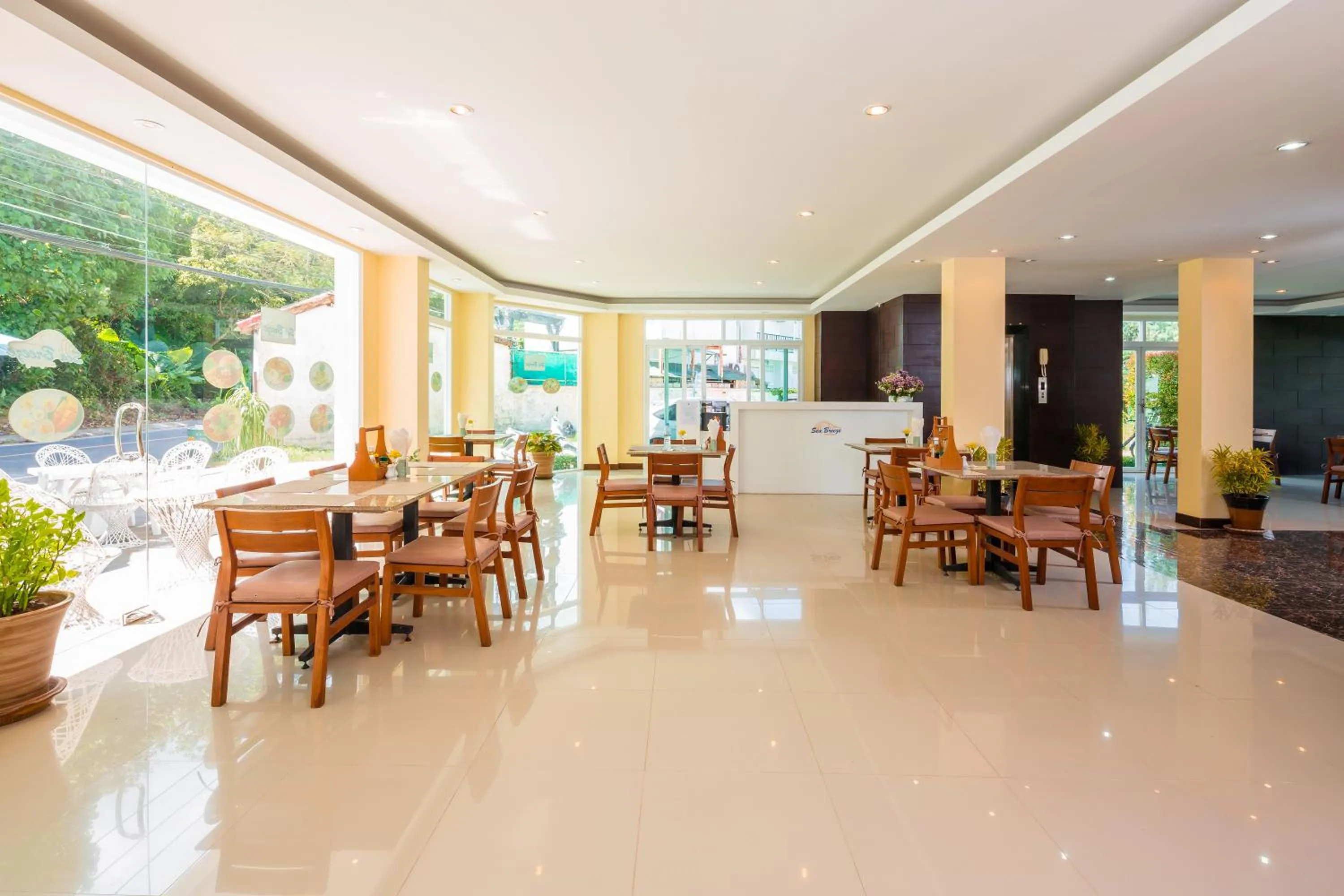 Buffet breakfast in Sungthong Kamala Beach Resort