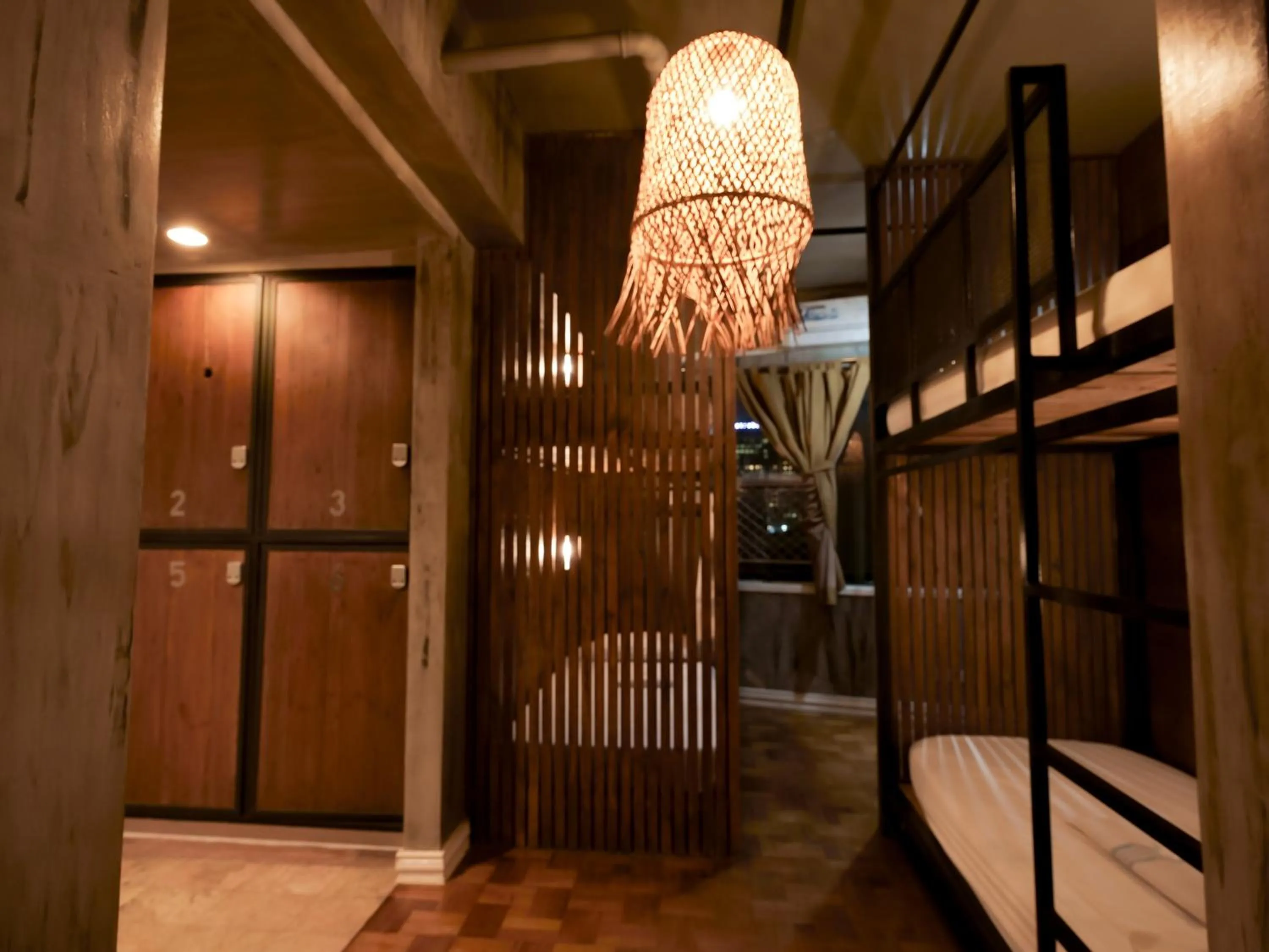 Bed in WHITE BANANA Manila - NEW