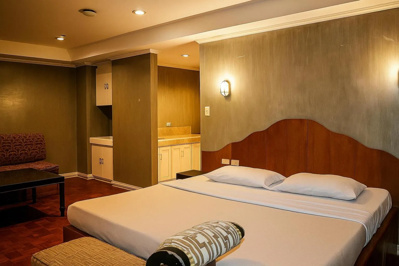 Bedroom, Bed in CONNECTOR Hostel