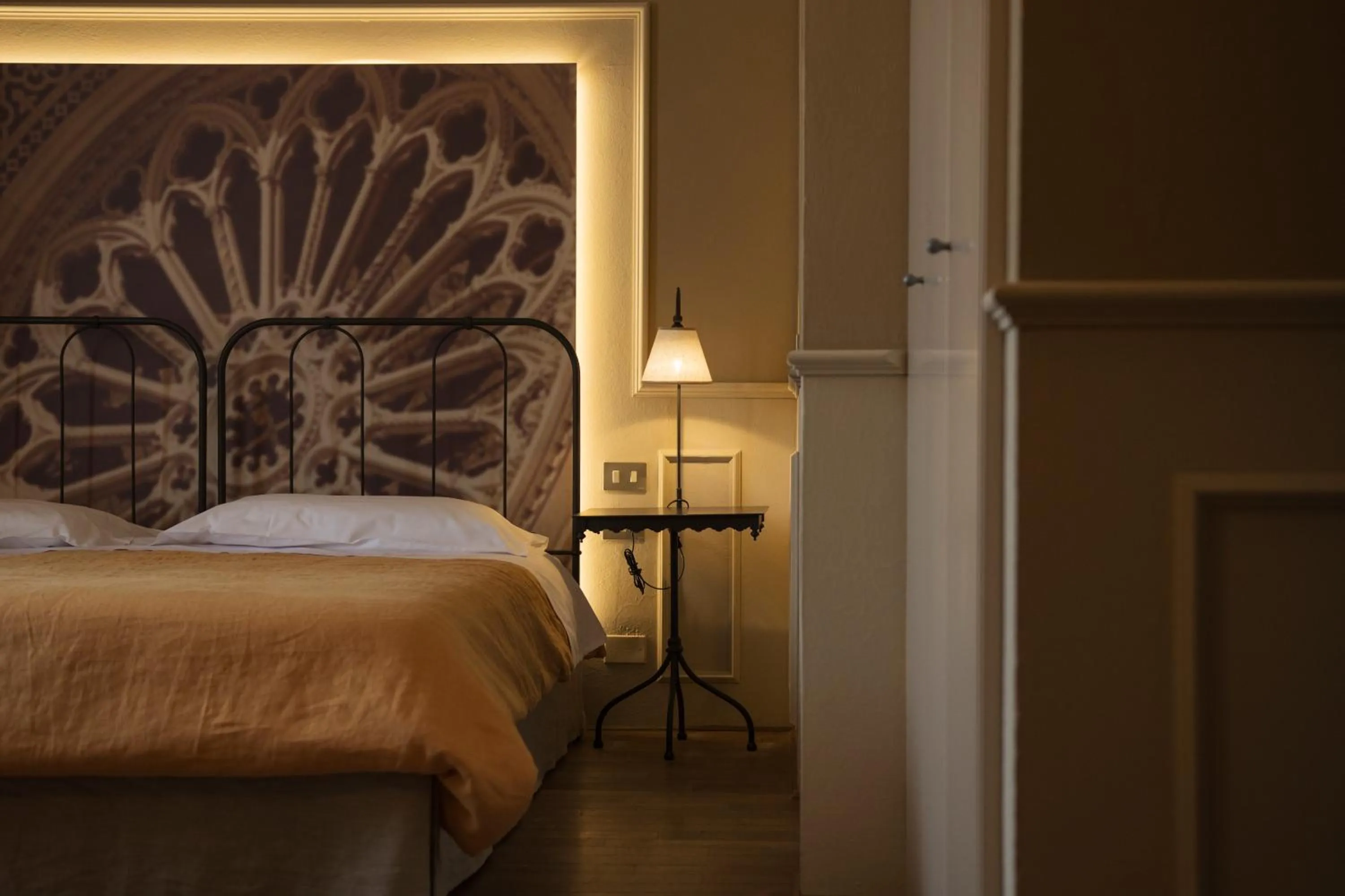 Shower, Bed in Locanda di Pietracupa