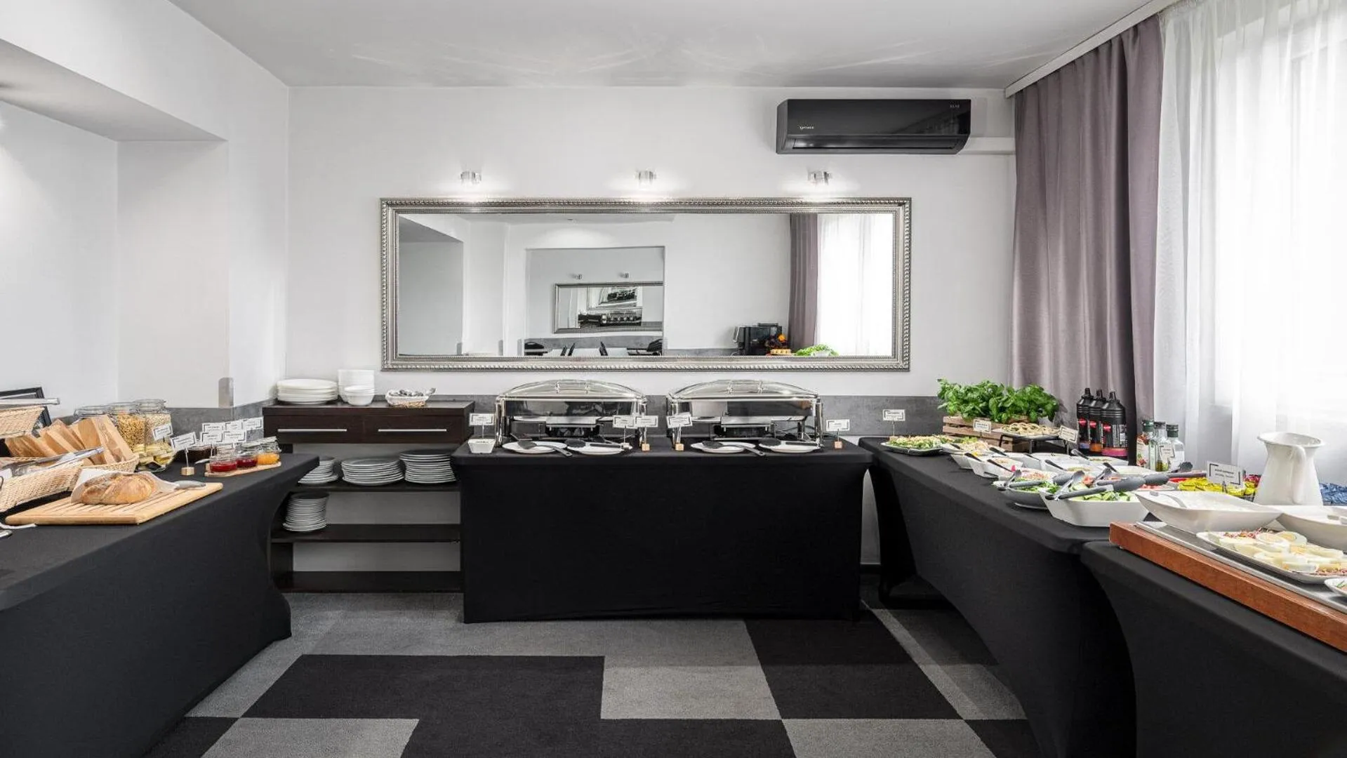 Meeting/conference room in B&B HOTEL Bytom