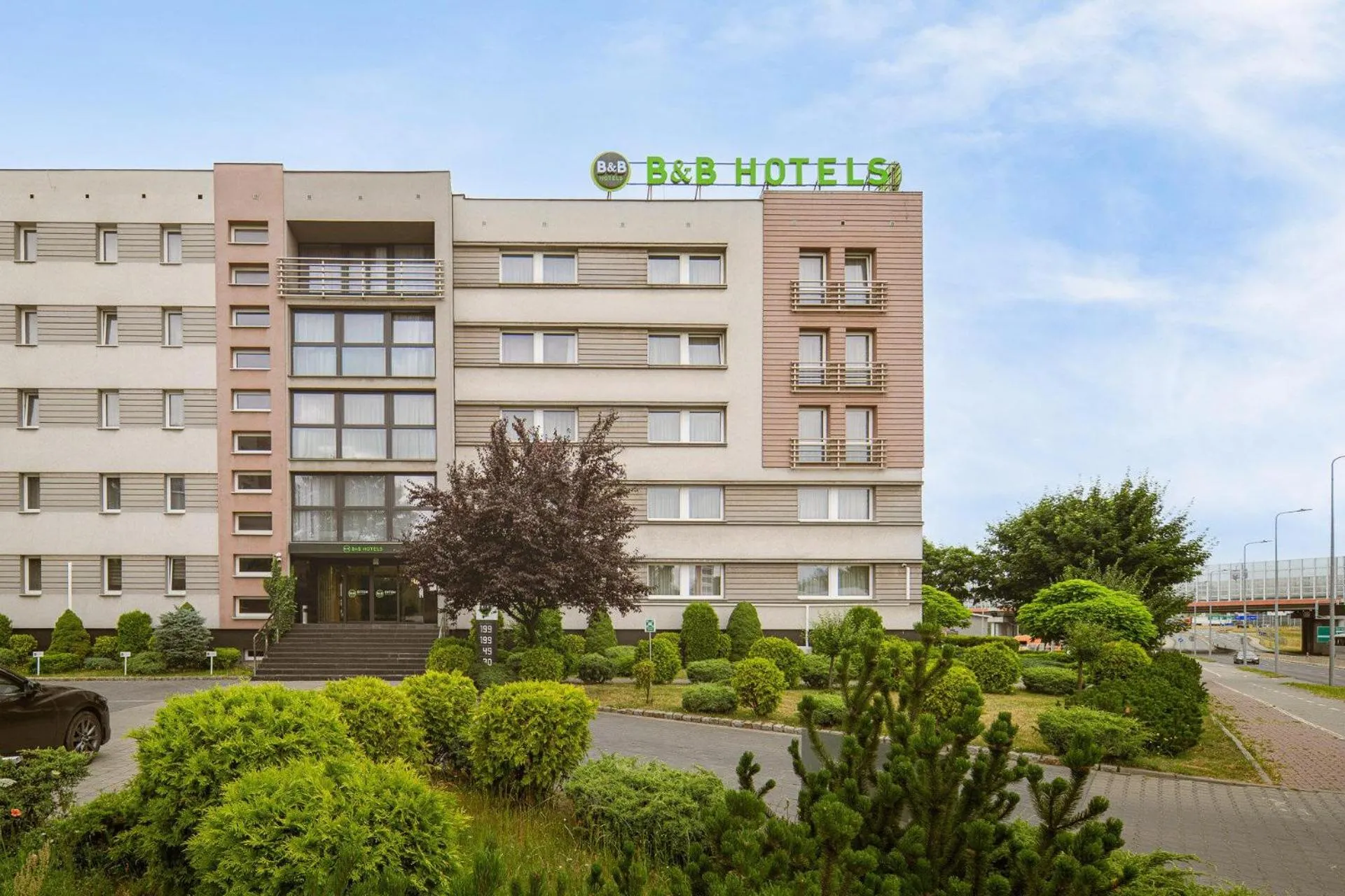 Property building in B&B HOTEL Bytom