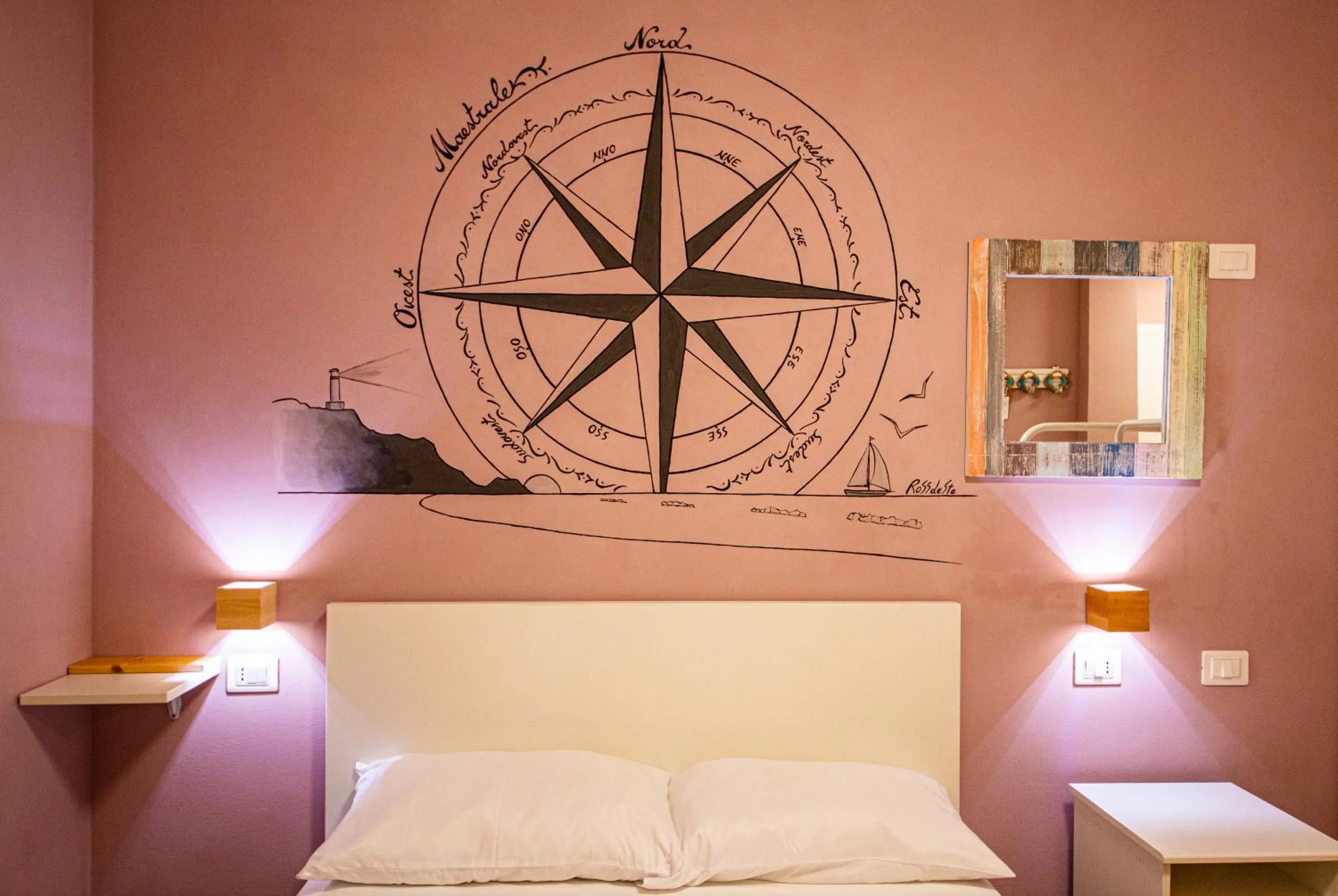 Decorative detail, Bed in Sweet Harbour PORTO - Affittacamere