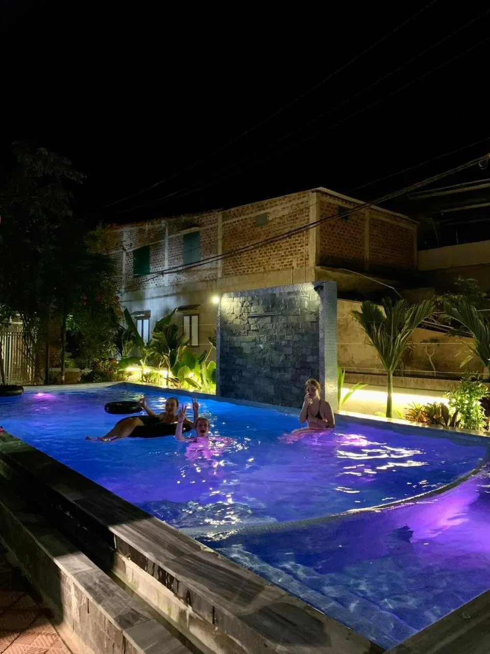 Night in Phong Nha An An Homestay