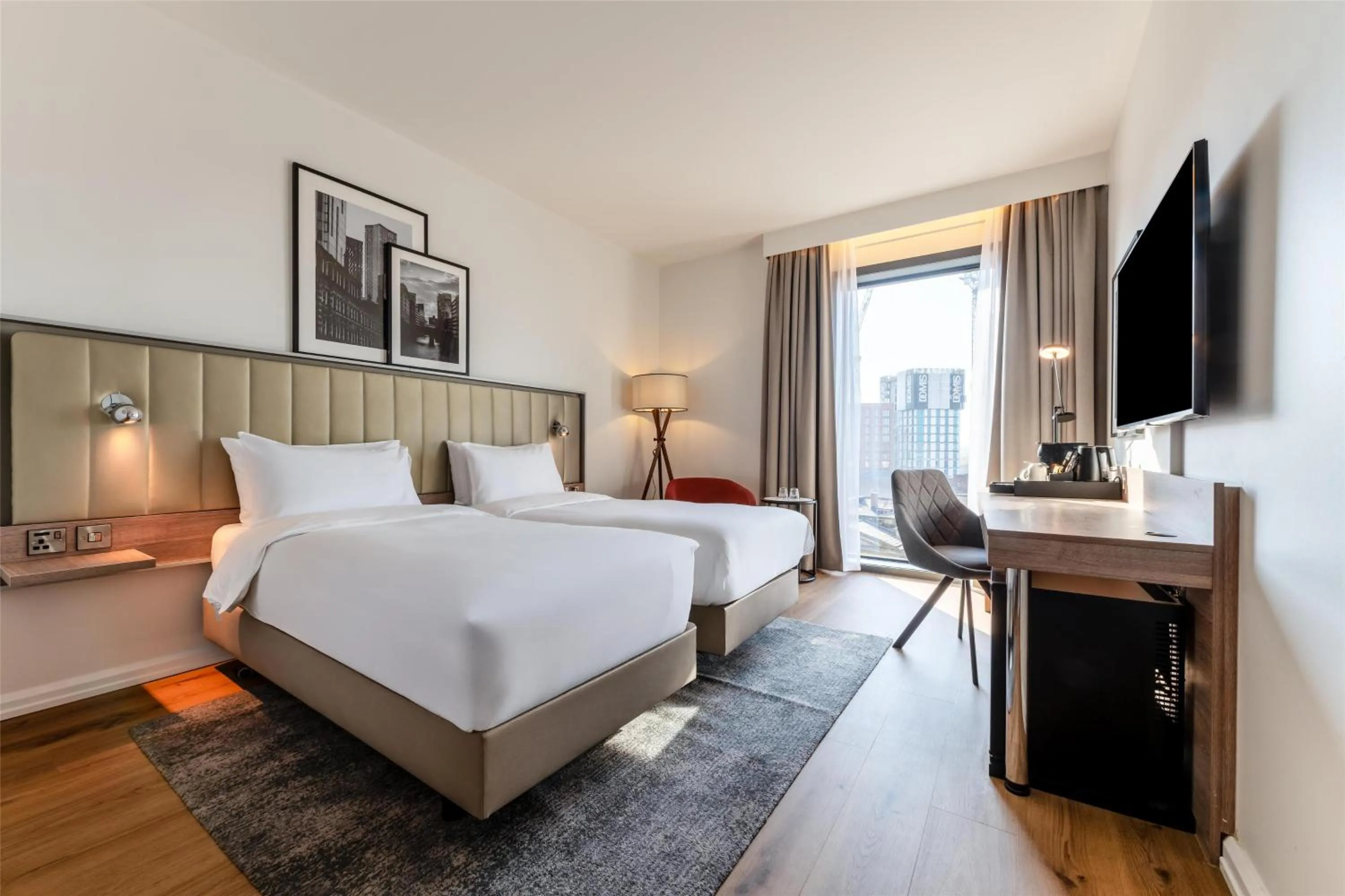 Bedroom, Bed in Radisson Hotel Manchester City Centre, A Verified Net Zero Hotel