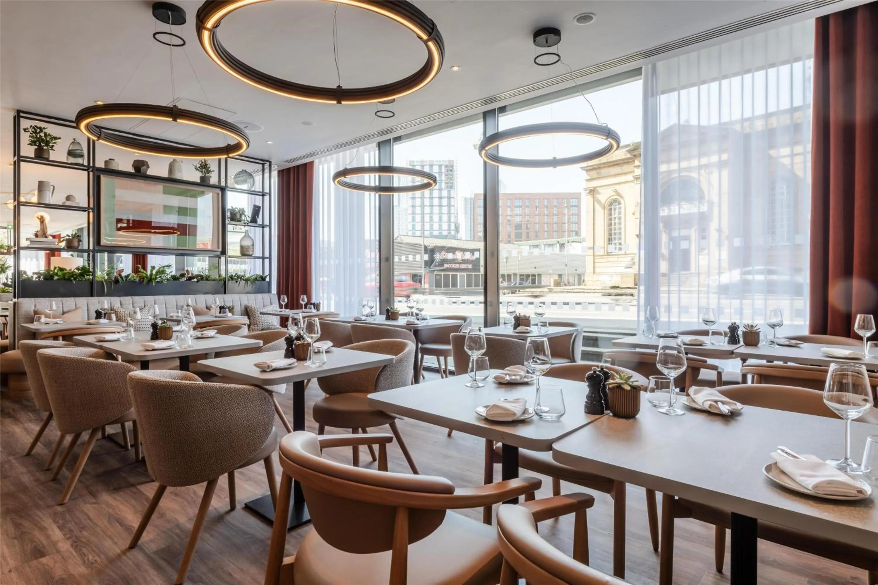 Restaurant/places to eat in Radisson Hotel Manchester City Centre, A Verified Net Zero Hotel