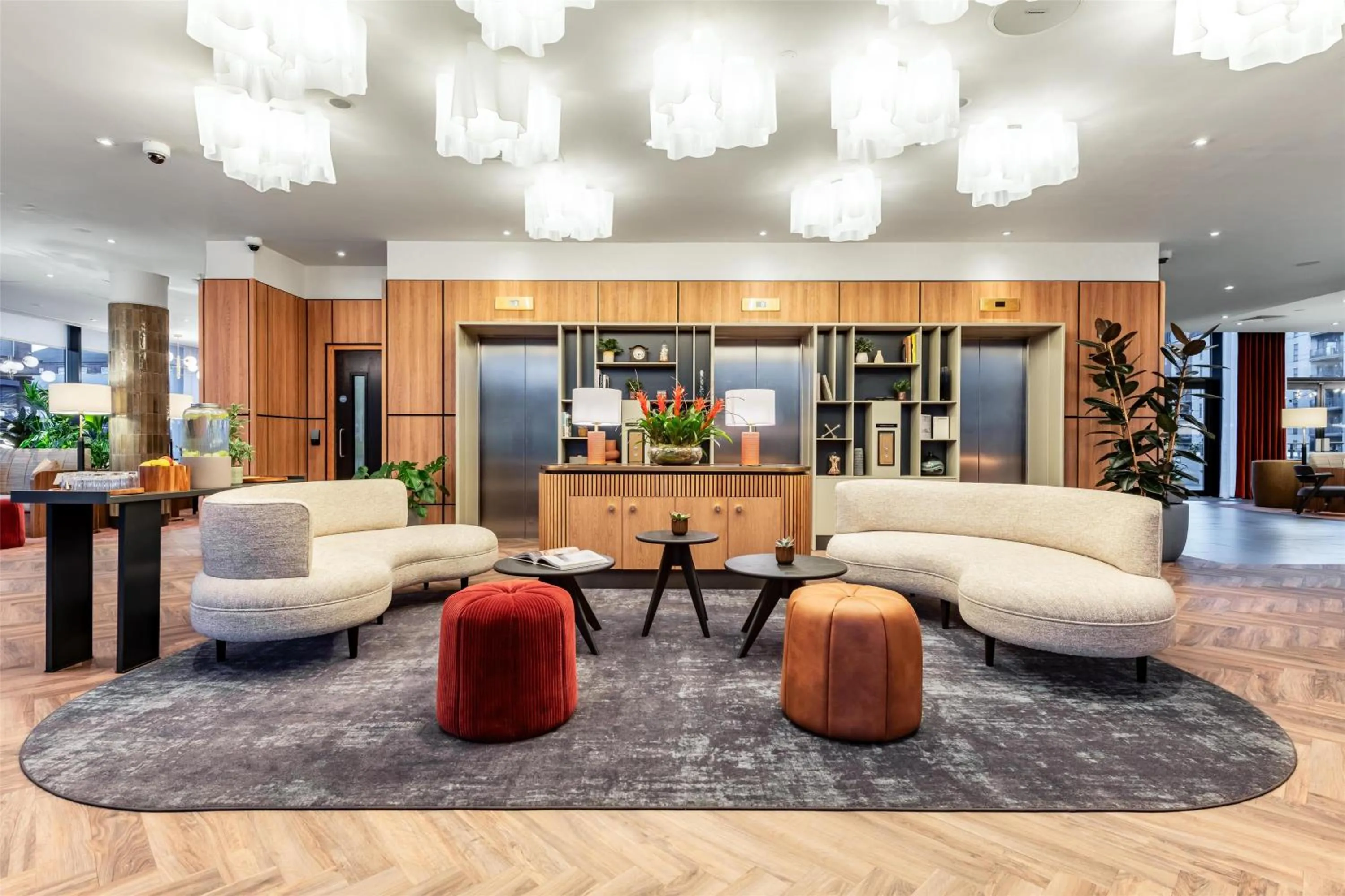 Lobby or reception in Radisson Hotel Manchester City Centre, A Verified Net Zero Hotel